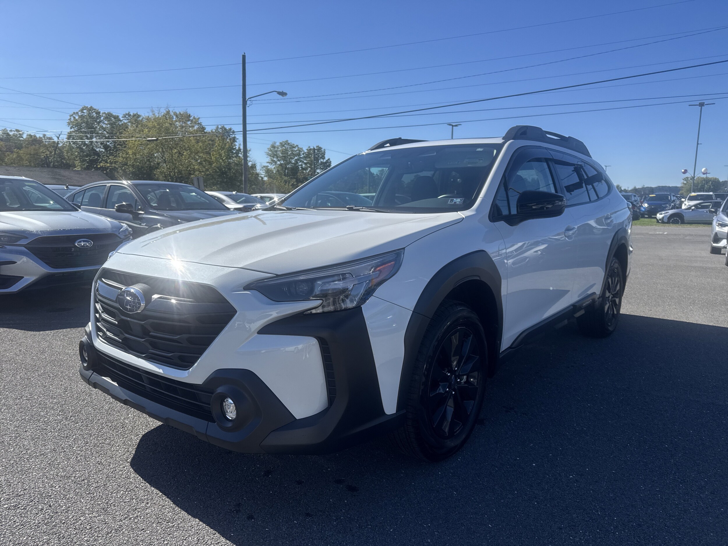 2025 Subaru Outback Onyx Edition photo 2