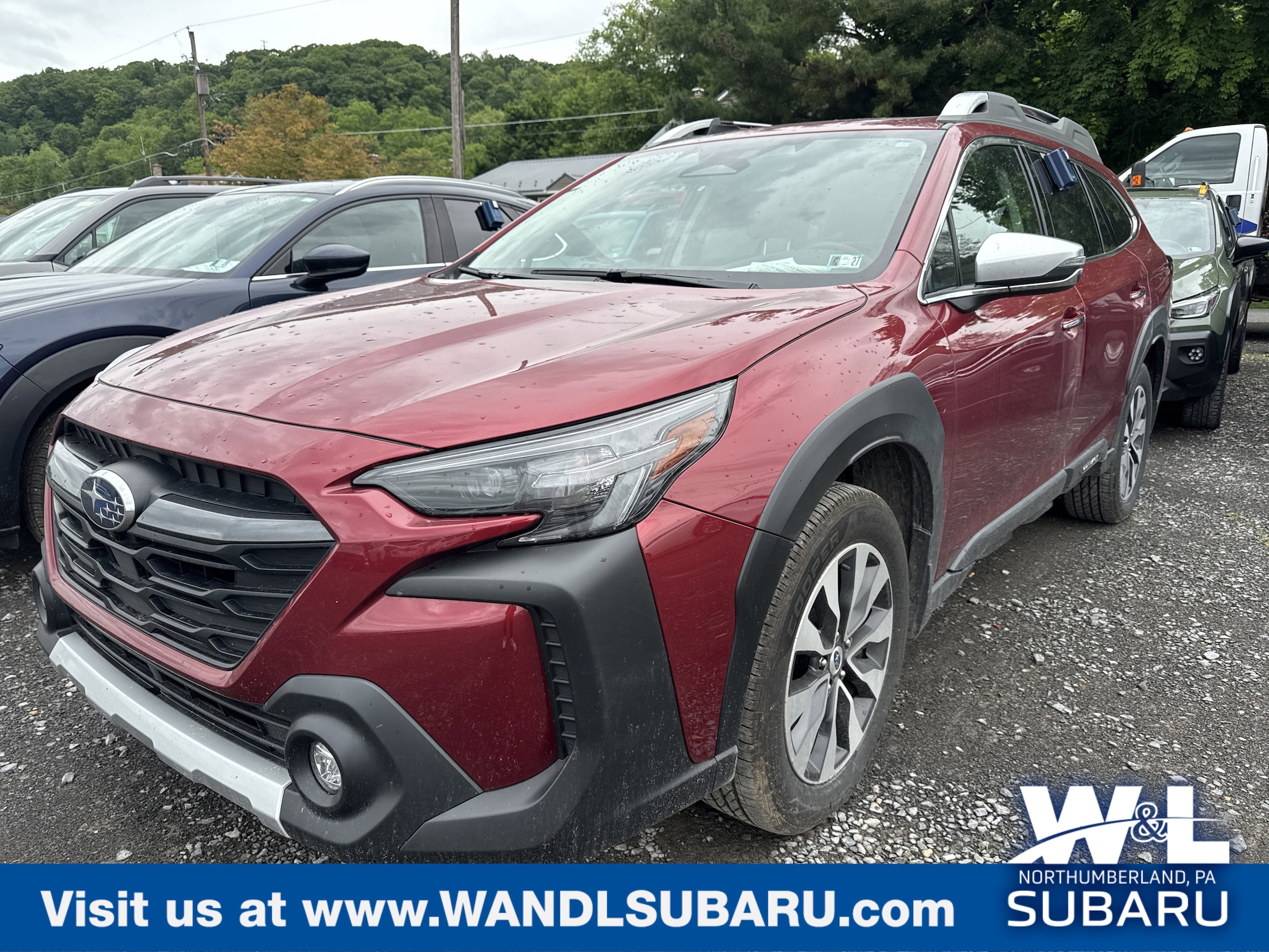 2025 Subaru Outback Touring's photo