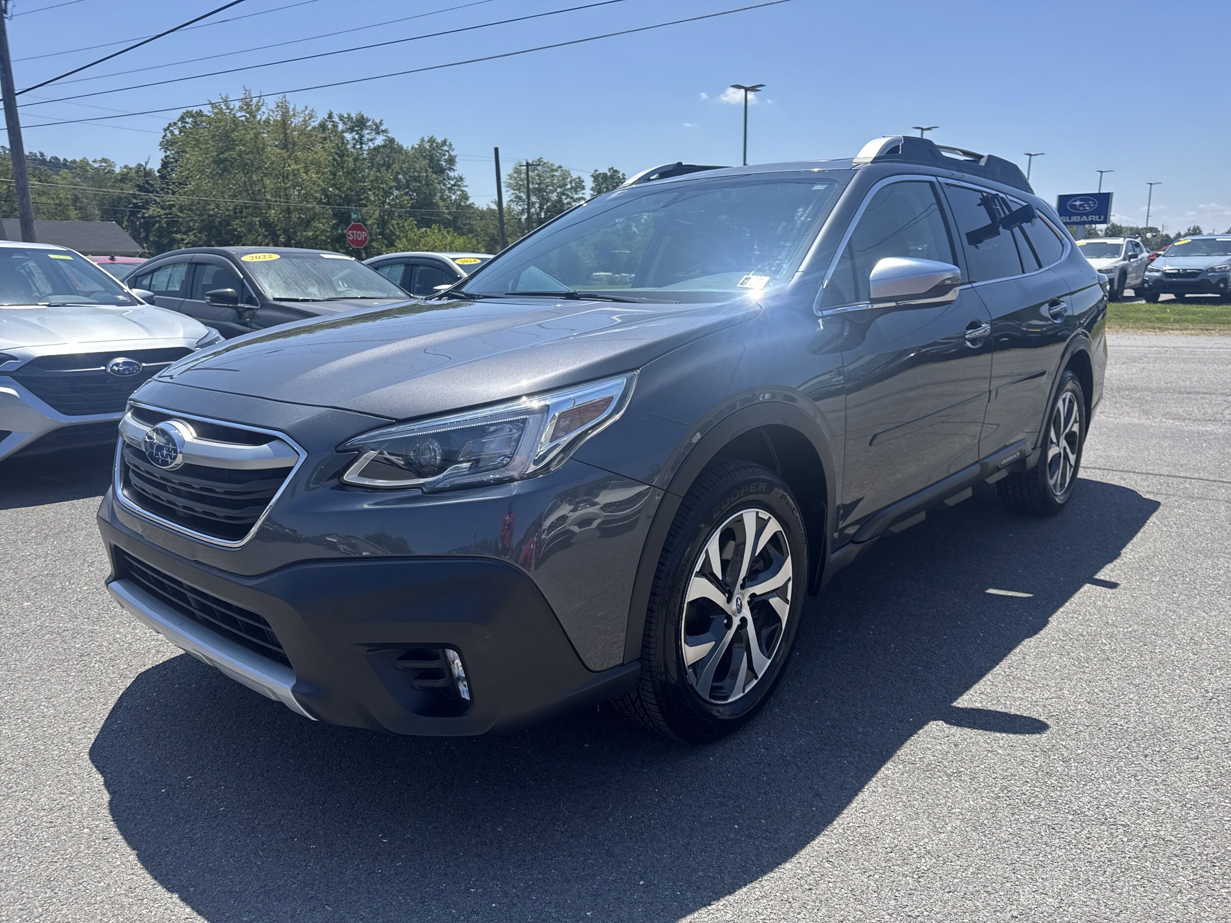 2021 Subaru Outback Touring XT photo 4