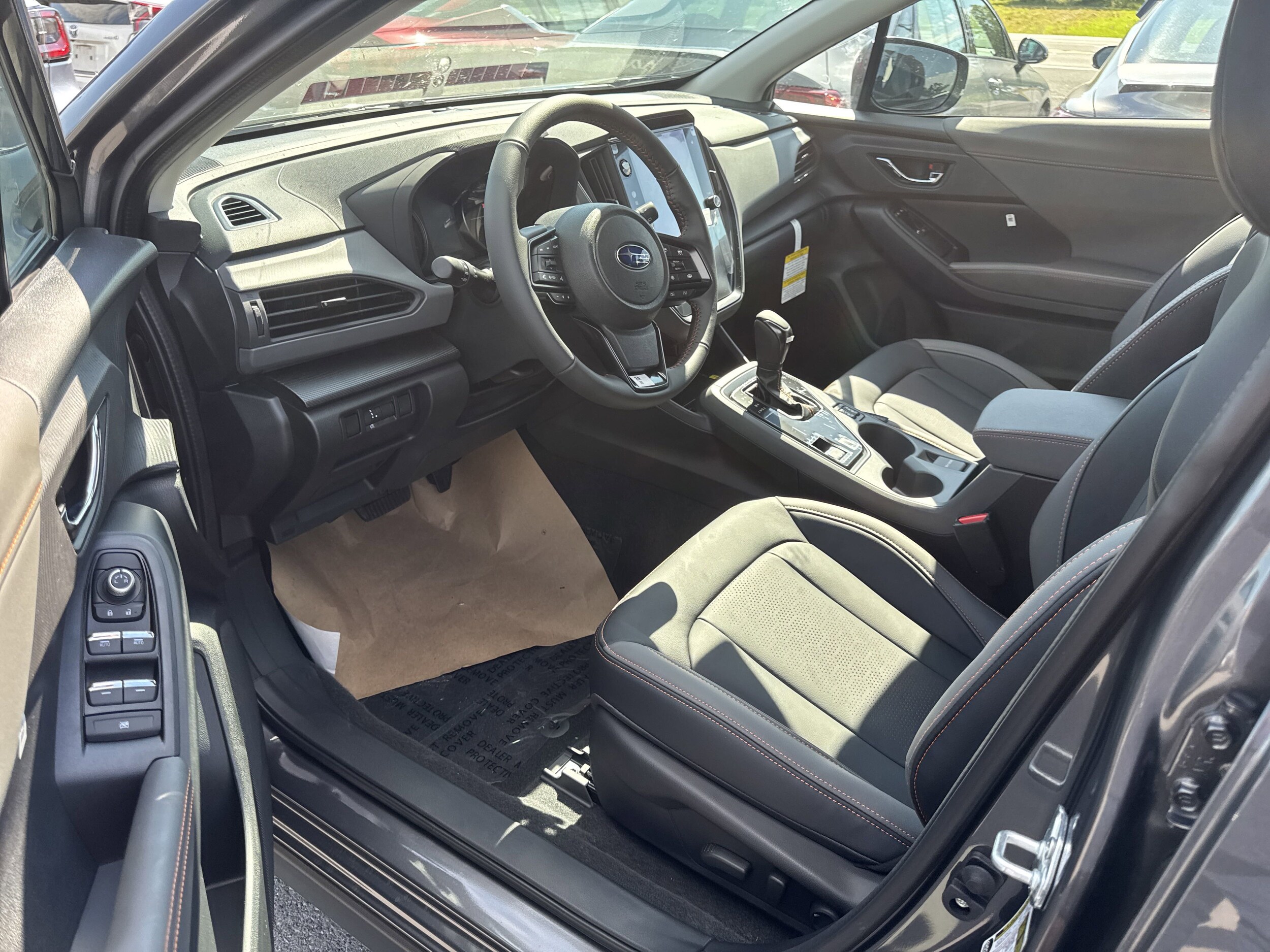 2025 Subaru Crosstrek Limited photo 2