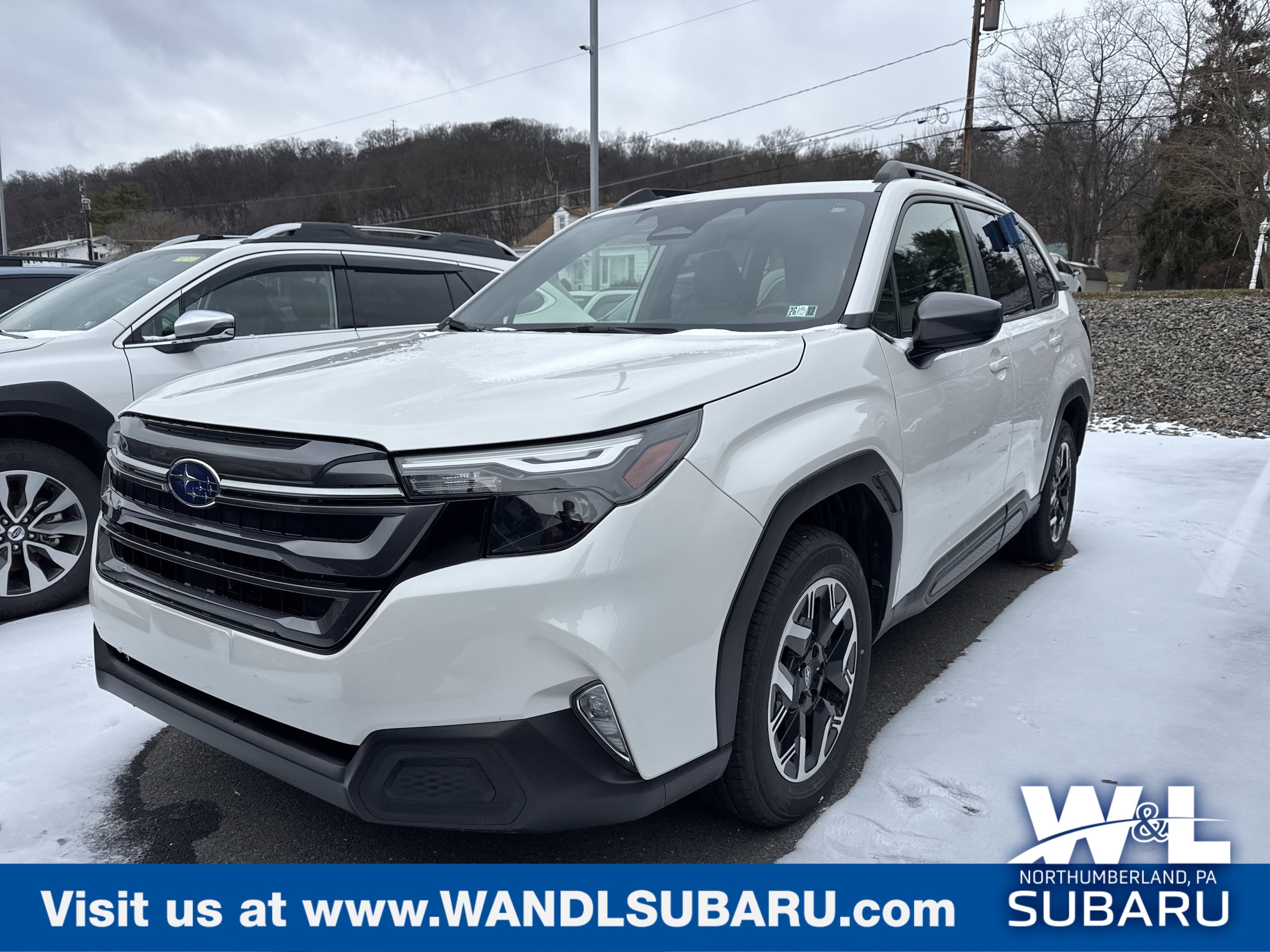 2025 Subaru Forester Premium's photo