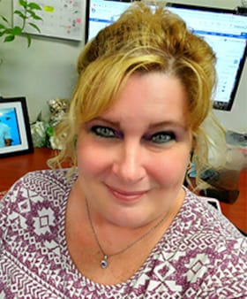 Staff member Donna Gallo from ID_3dd83d