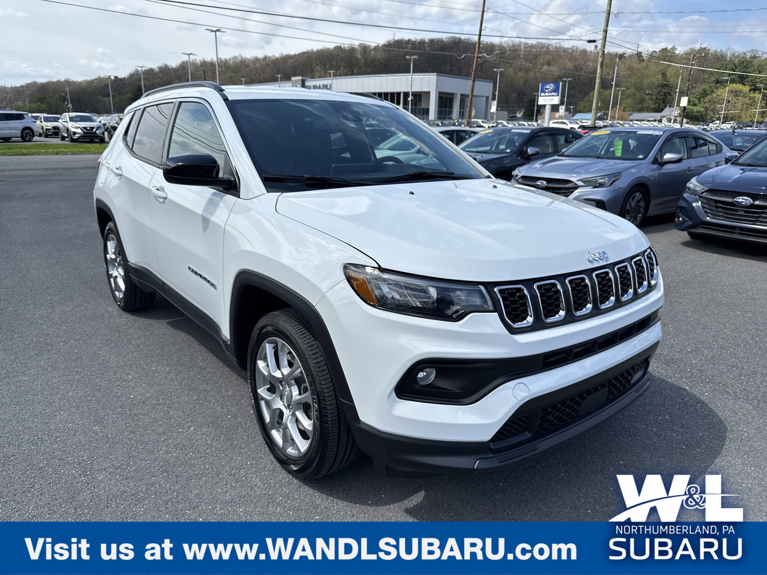 2024 Jeep Compass Latitude Lux 4X4's photo