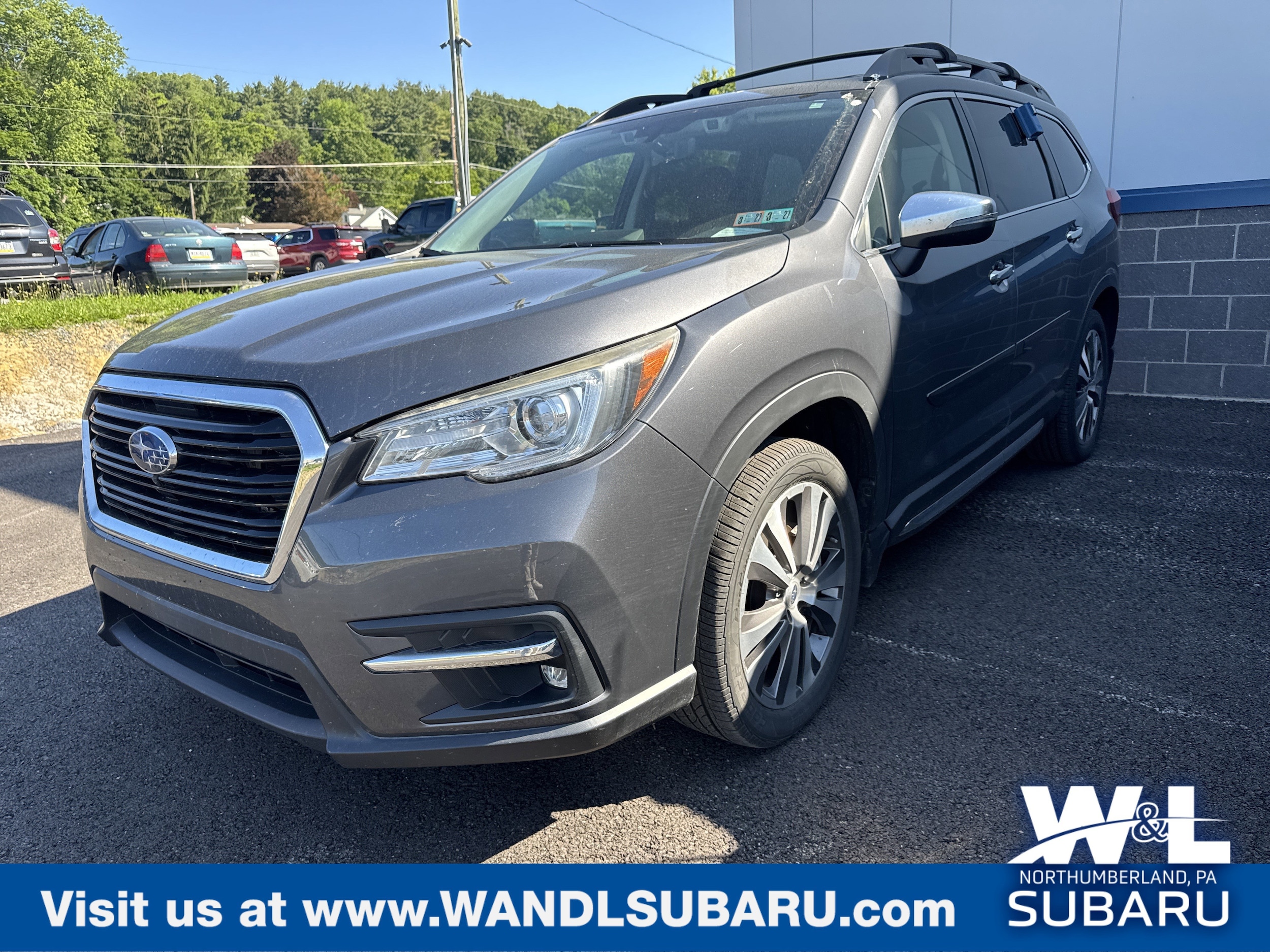 2022 Subaru Ascent Touring's photo