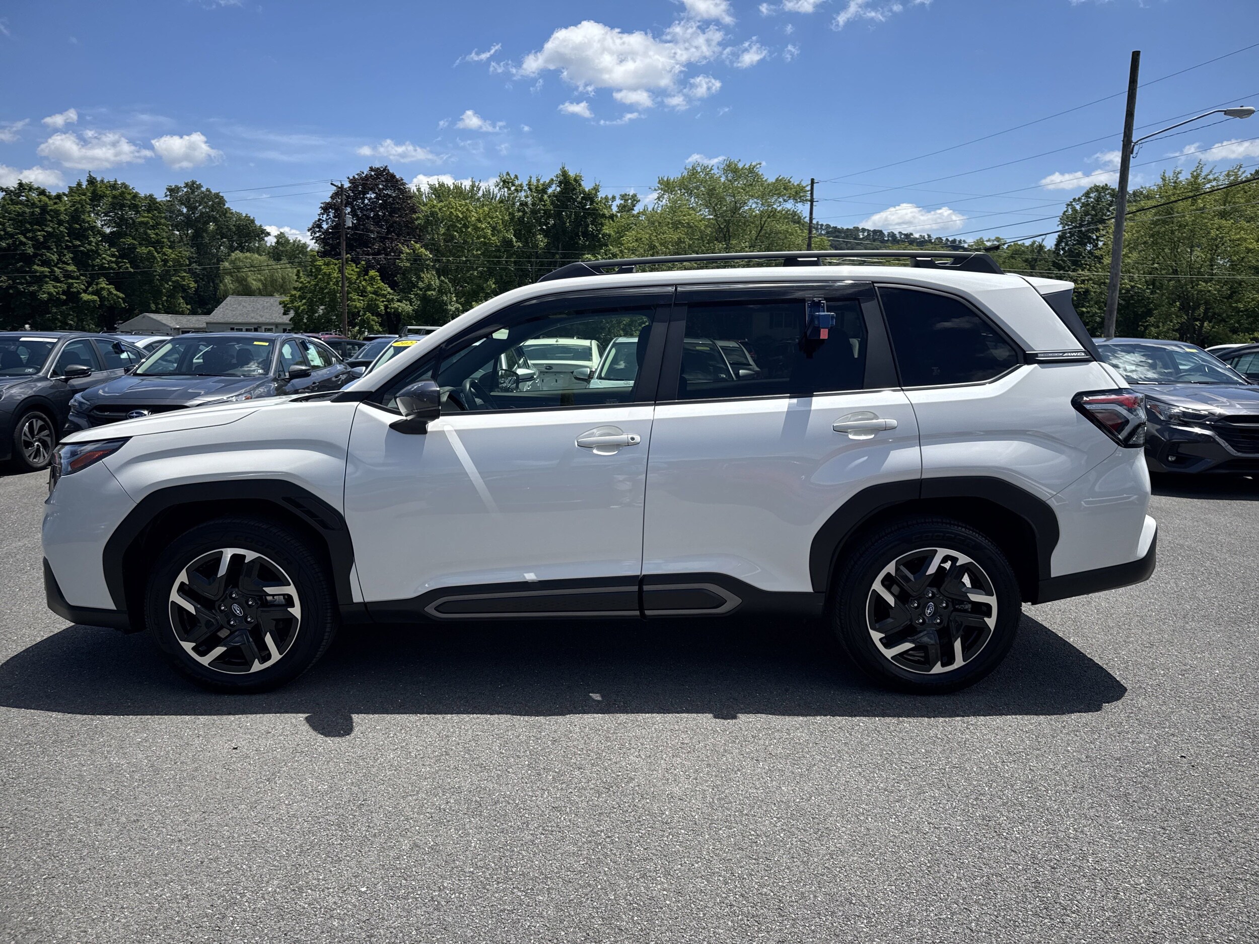 2025 Subaru Forester Limited photo 4