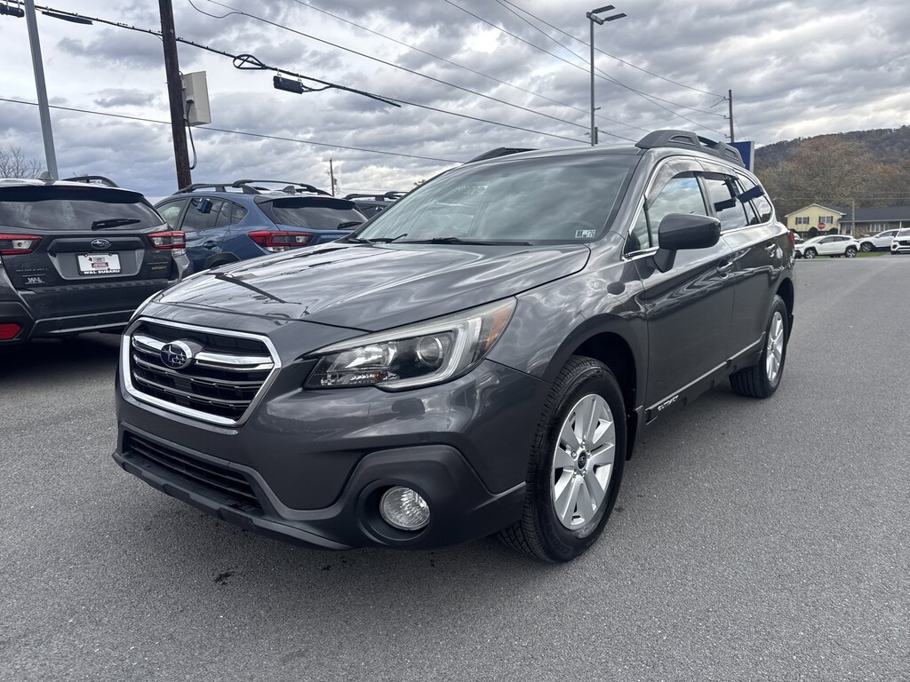 Used 2018 Subaru Outback Premium SUV