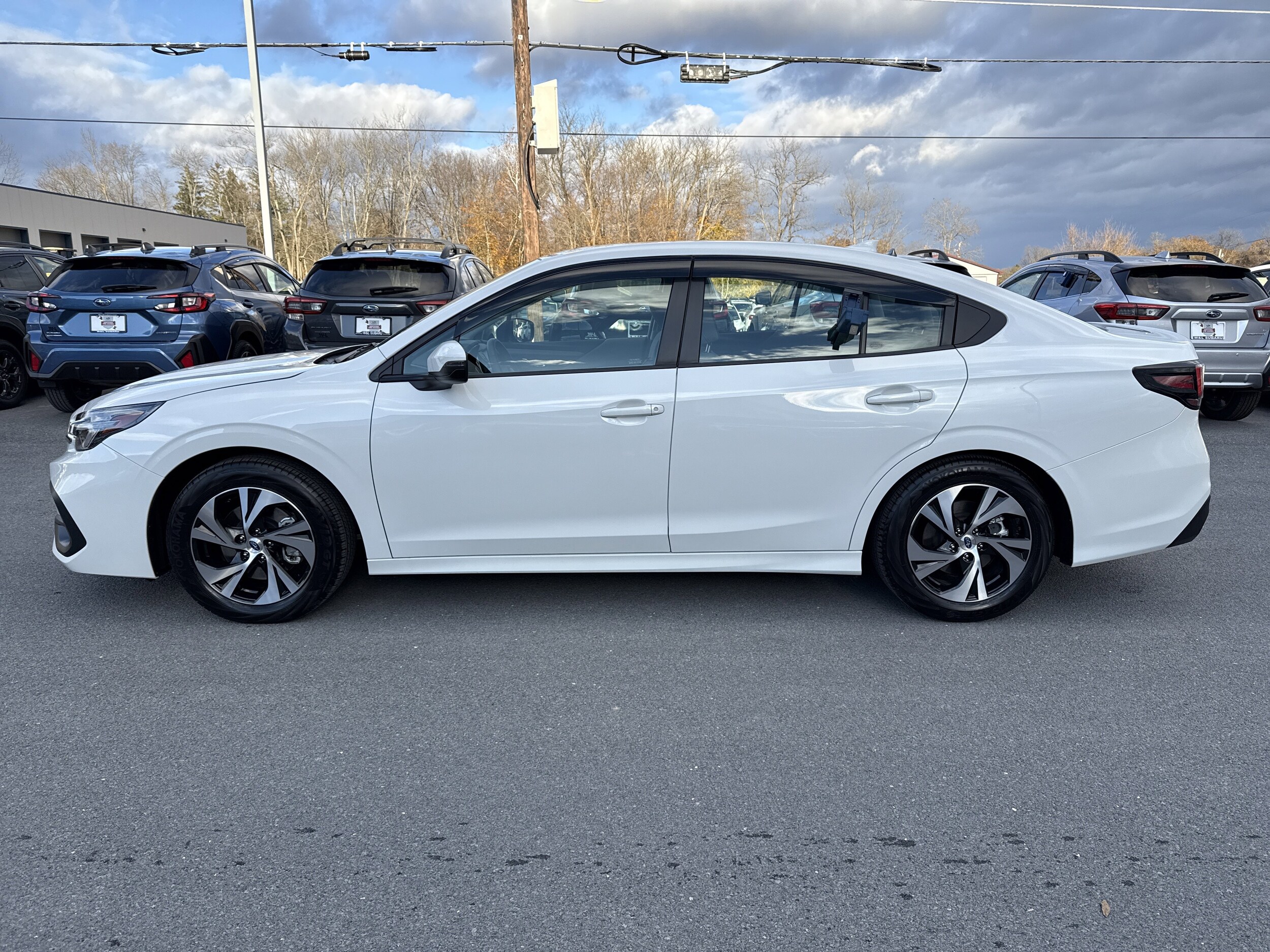 2025 Subaru Legacy Premium photo 4