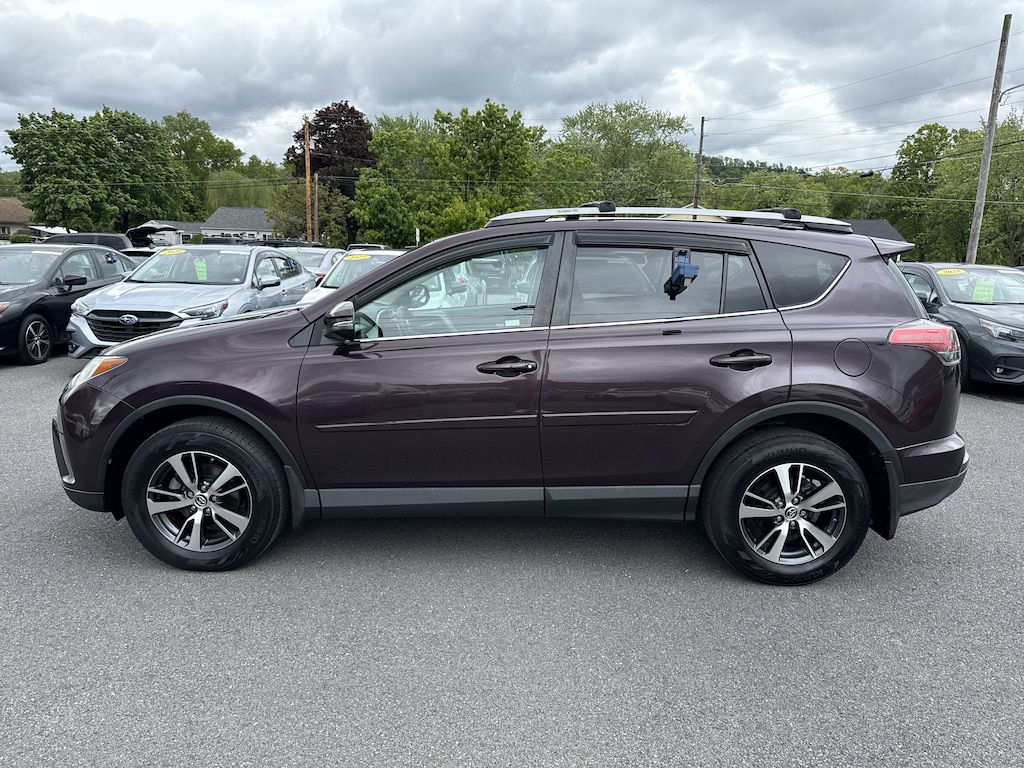 Used 2018 Toyota RAV4 XLE SUV