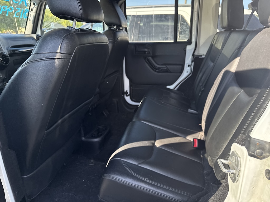 Used 2015 Jeep Wrangler Unlimited Altitude SUV