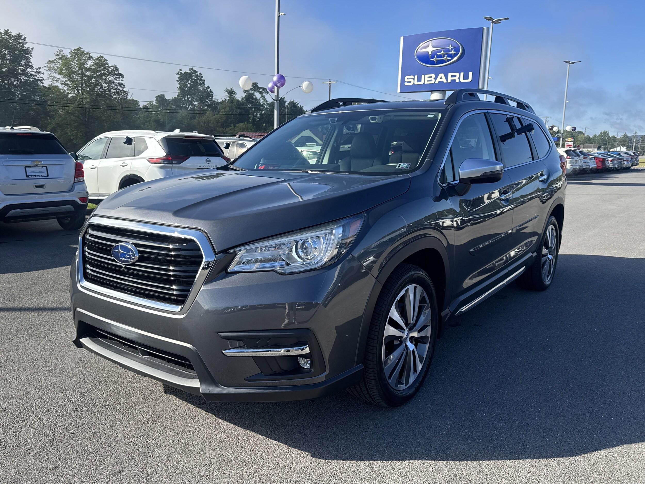 2021 Subaru Ascent Touring photo 4