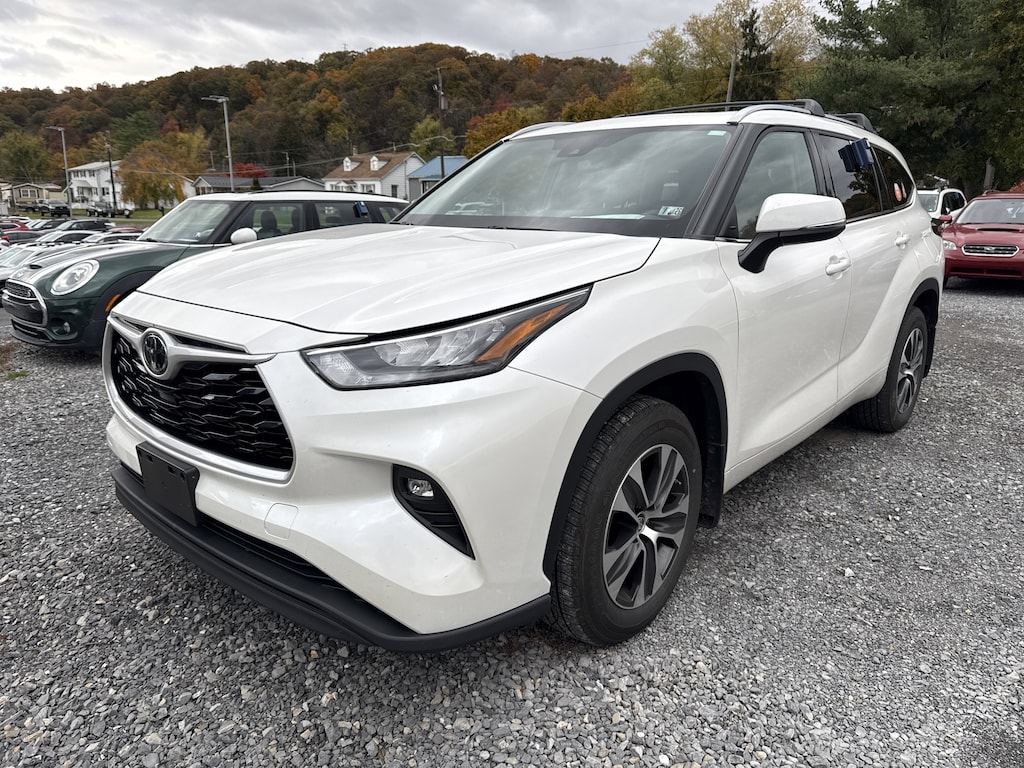Used 2020 Toyota Highlander XLE SUV