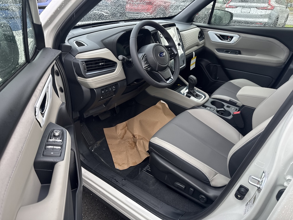 New 2025 Subaru Forester Hybrid Limited SUV