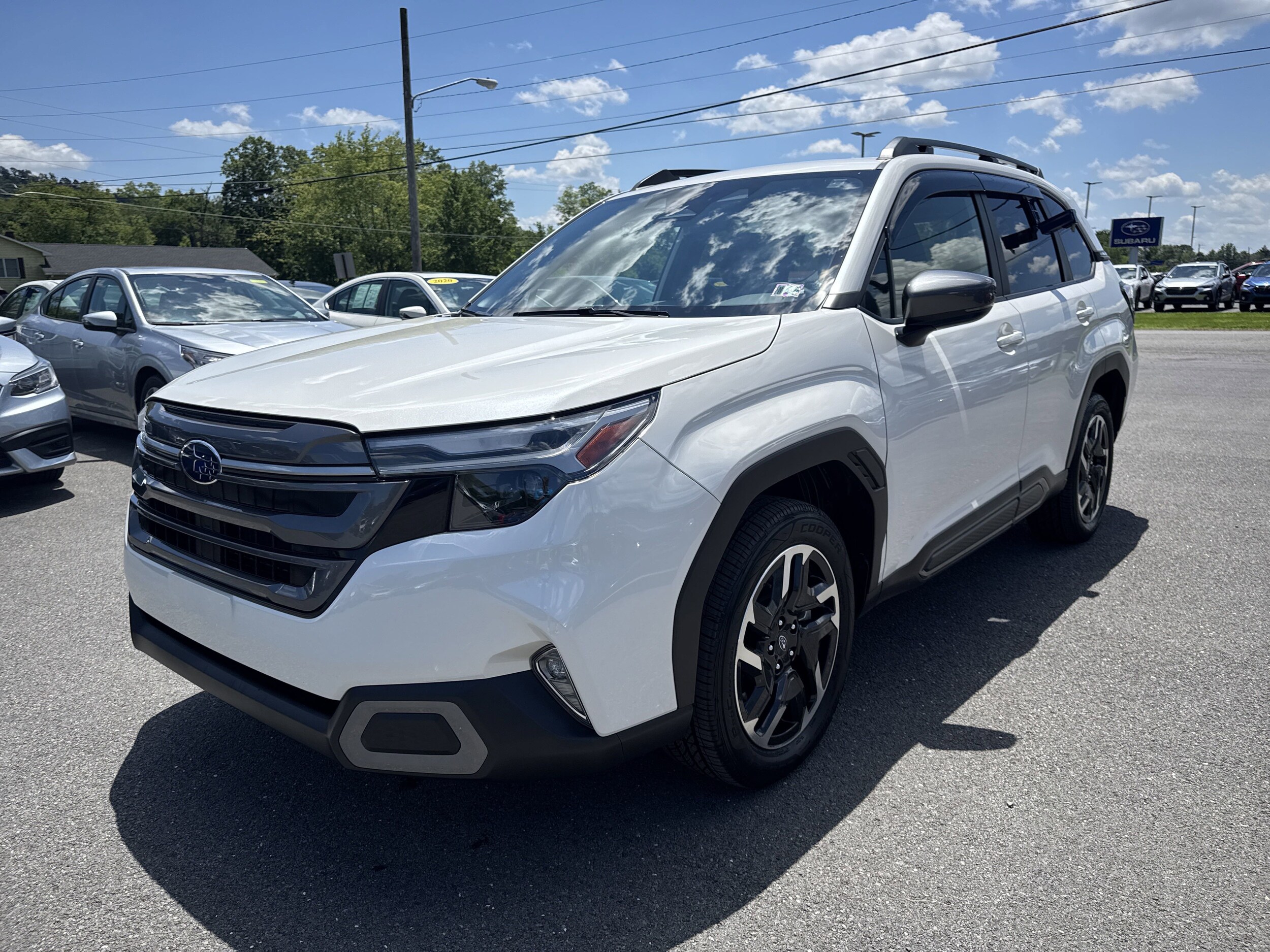 2025 Subaru Forester Limited photo 3