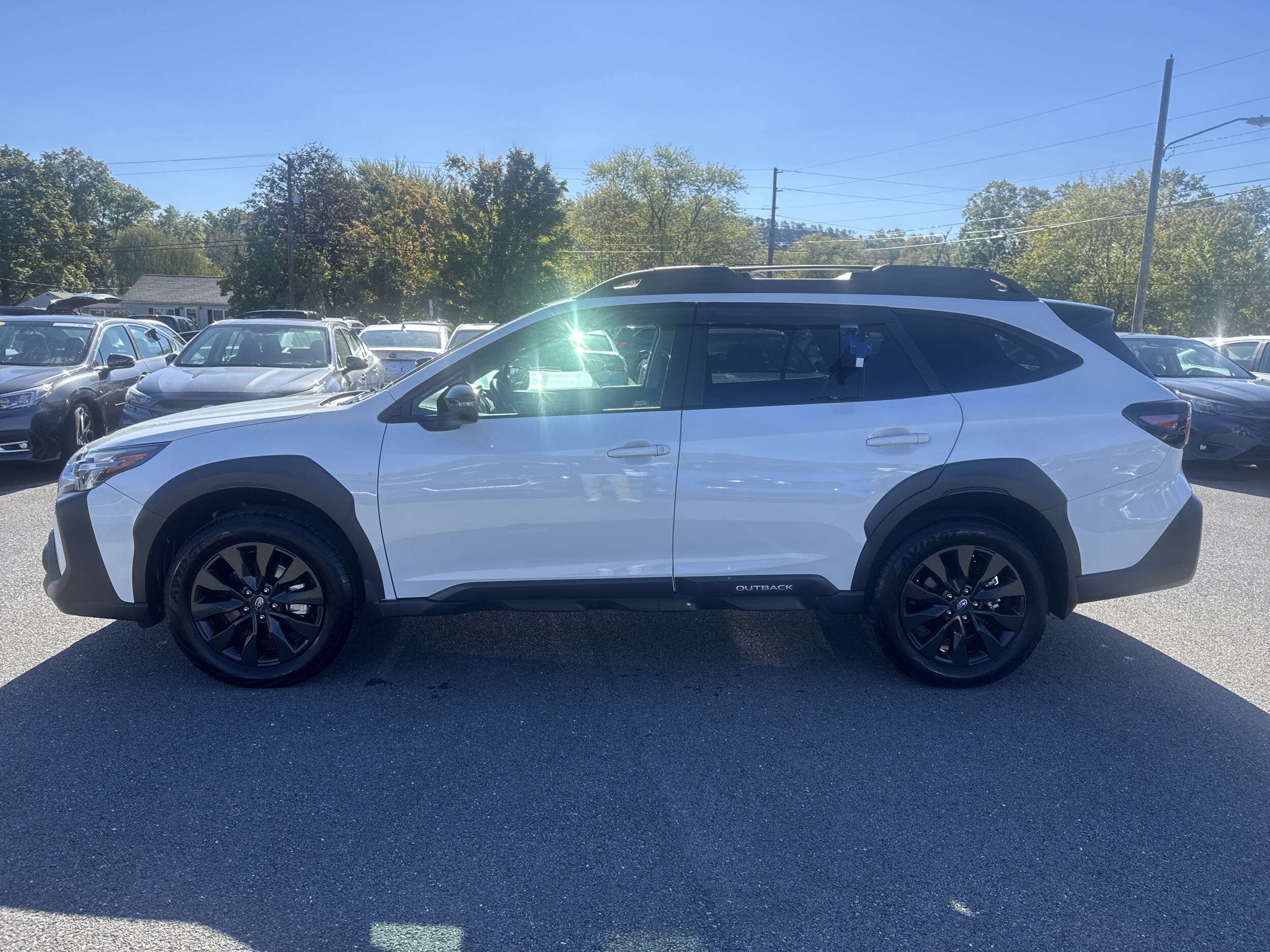 2025 Subaru Outback Onyx Edition photo 3