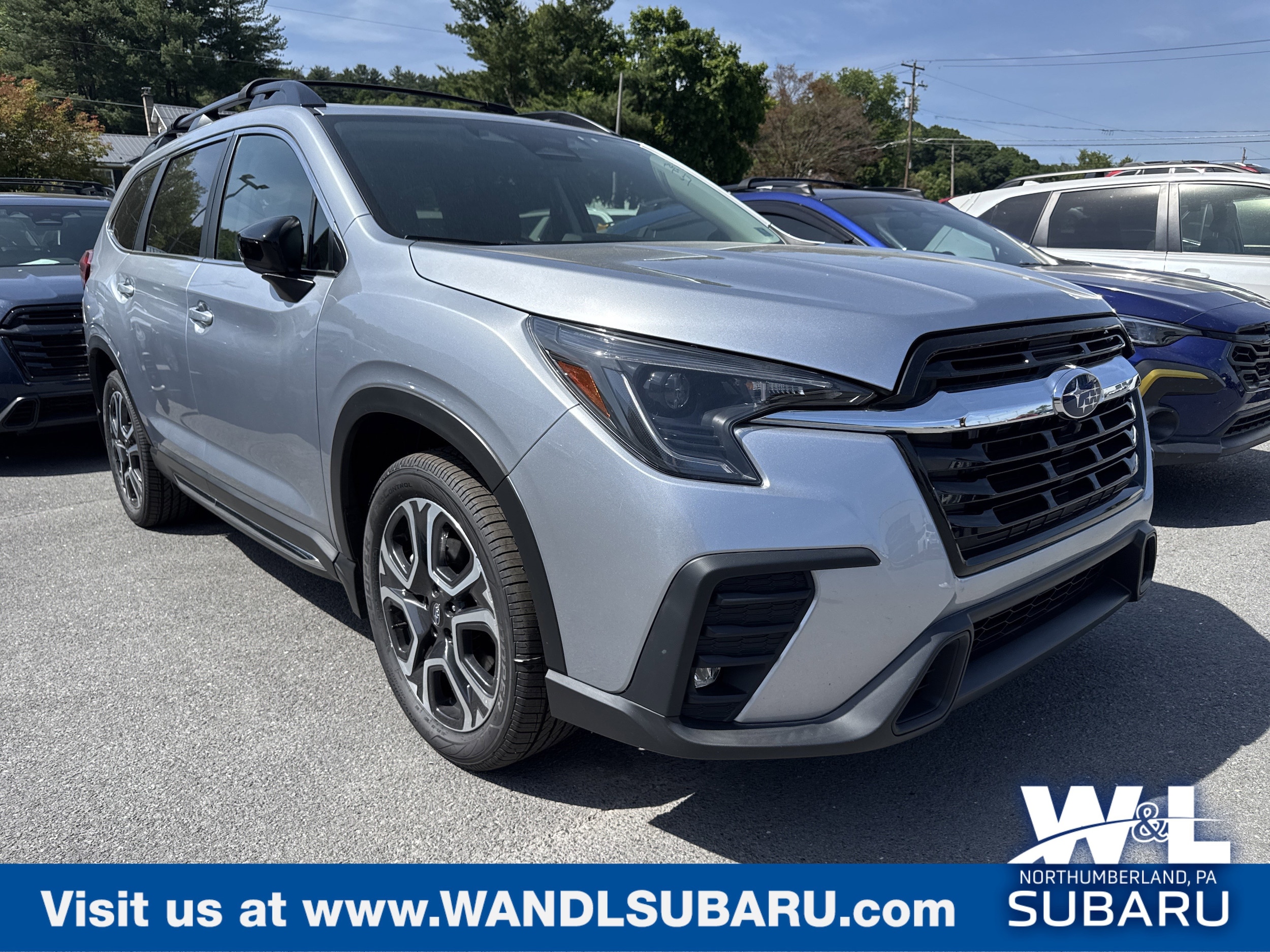 2024 Subaru Ascent Limited 7 Passenger's photo