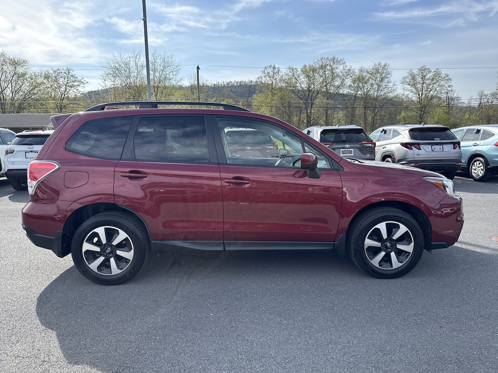 Used 2017 Subaru Forester Premium SUV