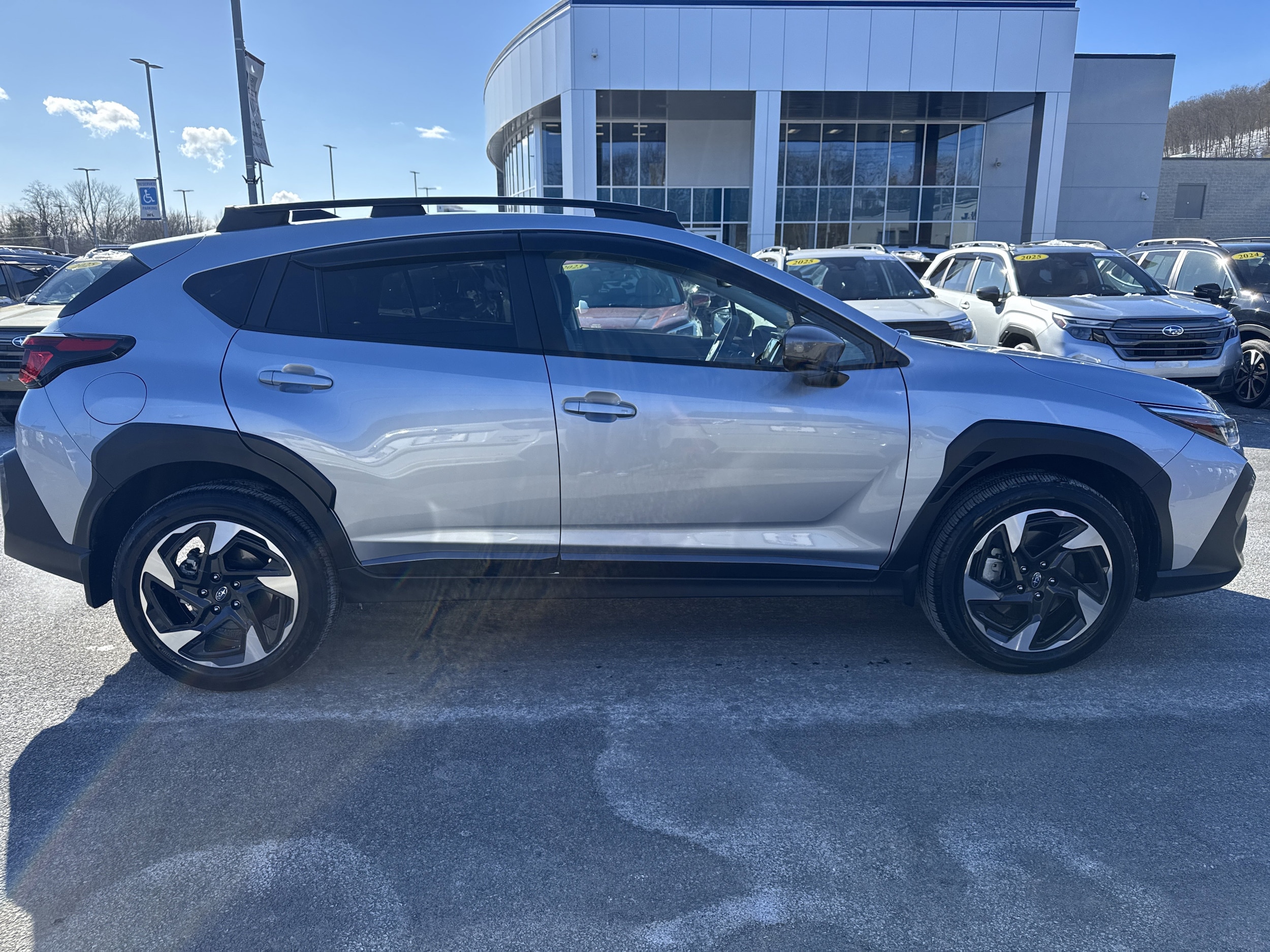 2025 Subaru Crosstrek Limited - Photo 8