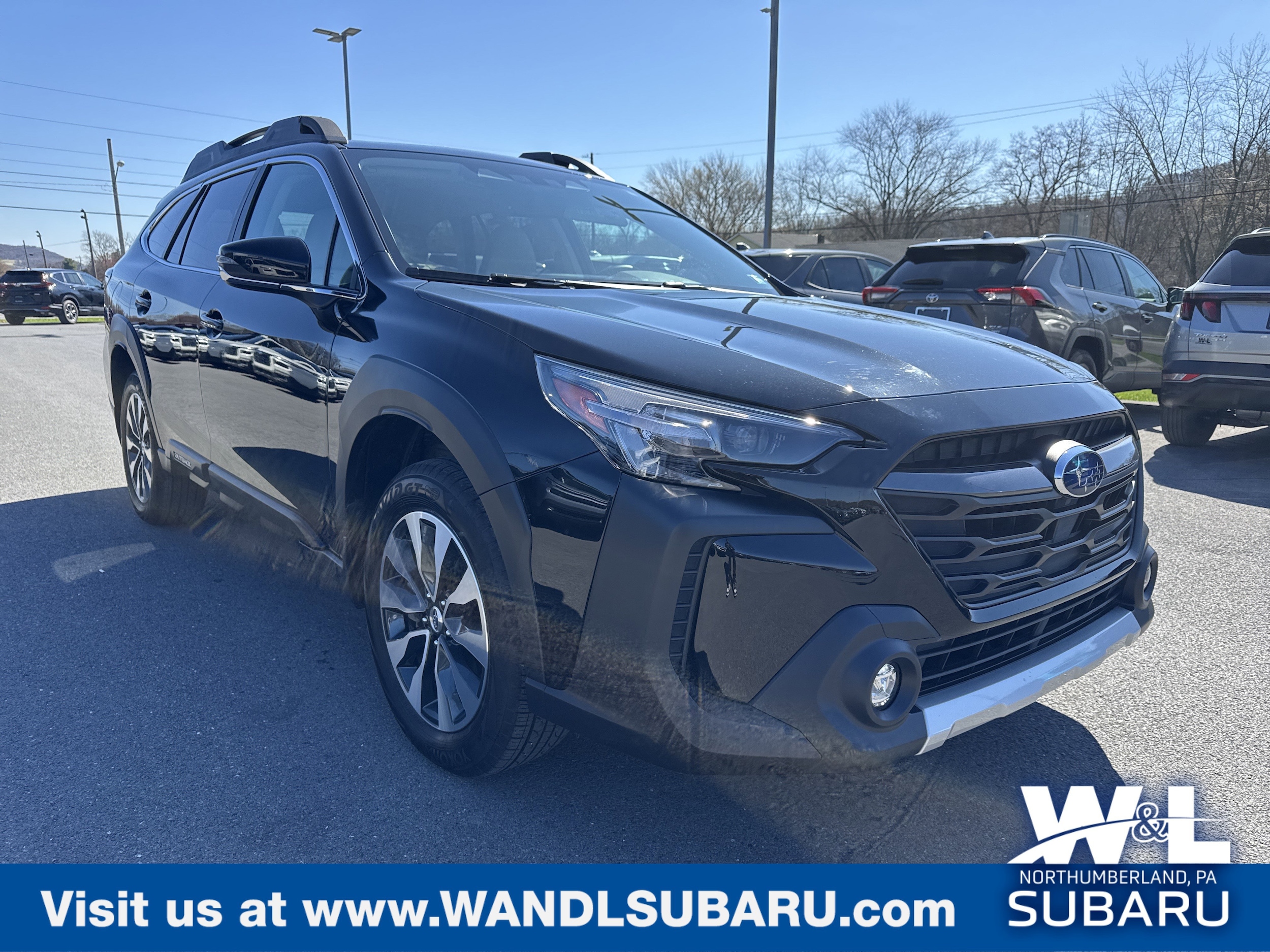 2025 Subaru Outback Limited's photo
