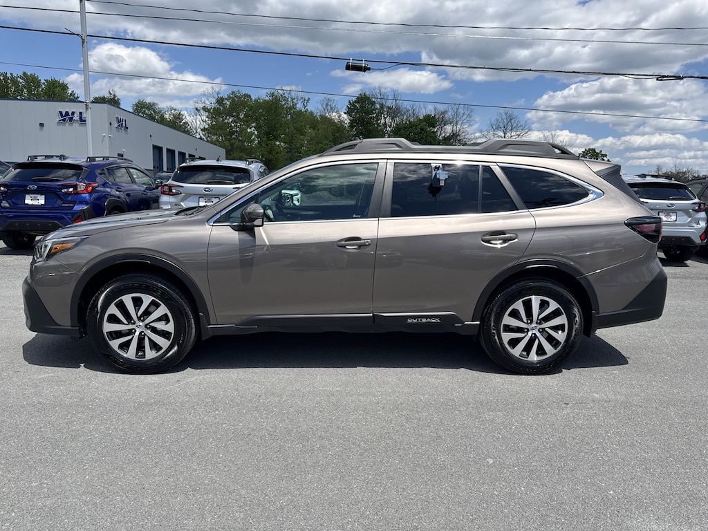 Used 2021 Subaru Outback Premium W BSD/Rcta/PRG SUV