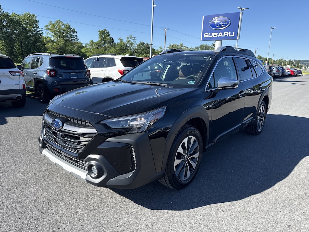 Used 2025 Subaru Outback Touring SUV