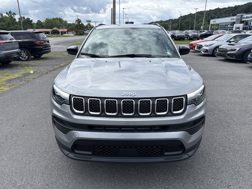 Used 2023 Jeep Compass Latitude Lux SUV