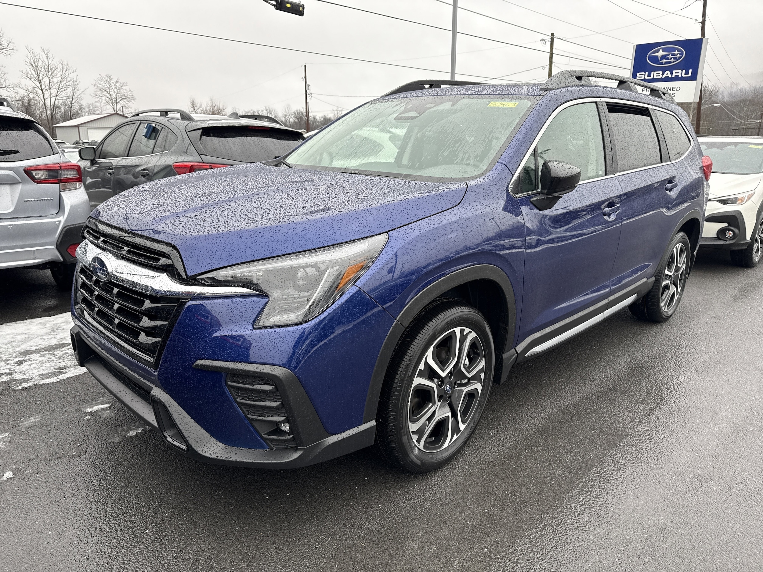 2026 Subaru Ascent Limited's photo