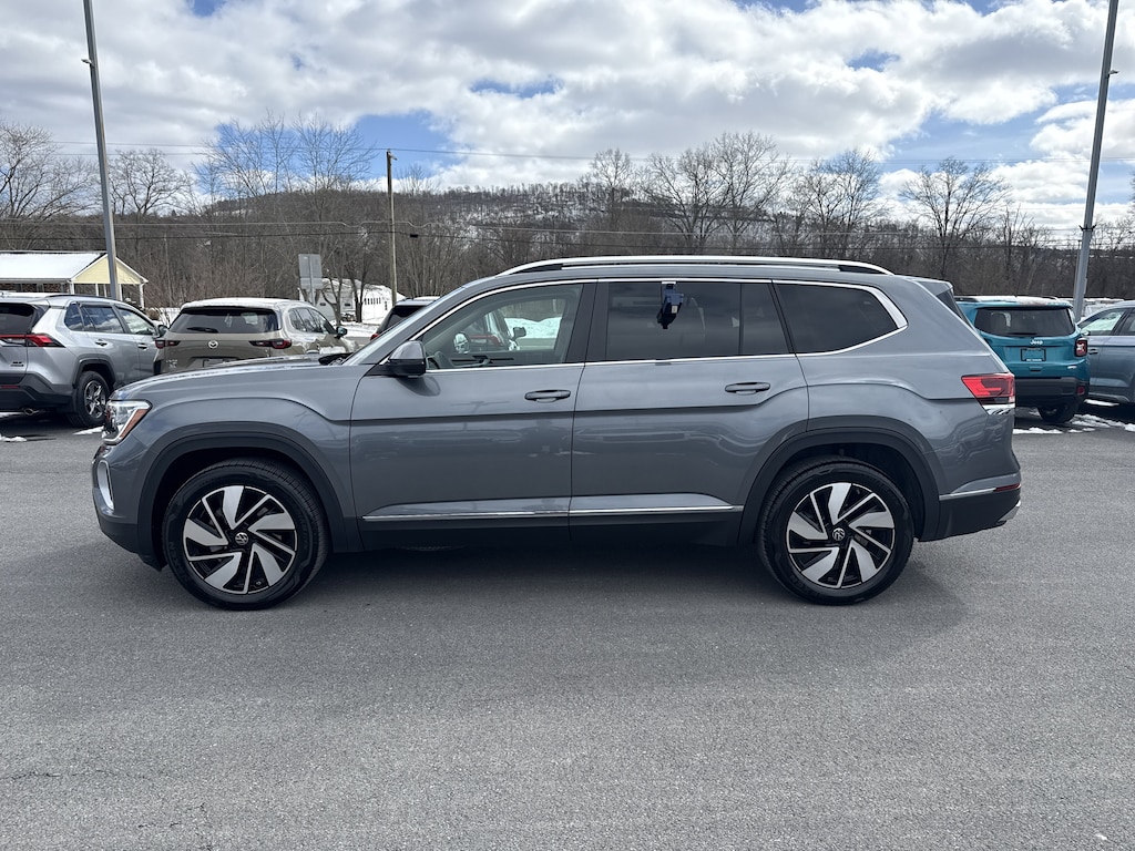 Used 2025 Volkswagen Atlas 2.0T SEL SUV