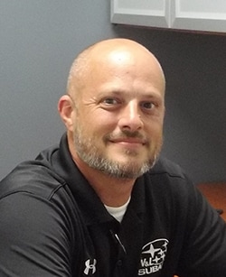 Staff member Brian Pisarz from ID_68efee