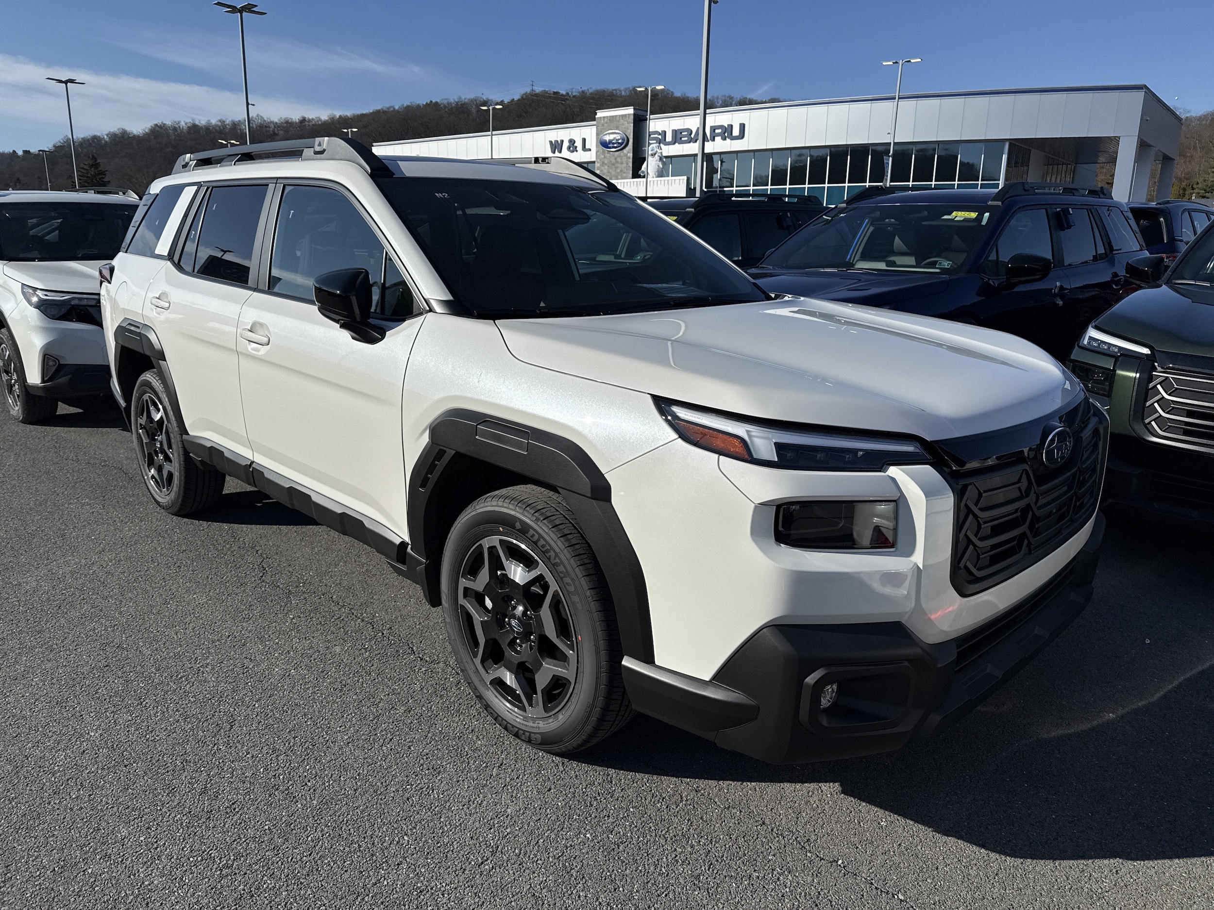 2026 Subaru Outback Touring's photo