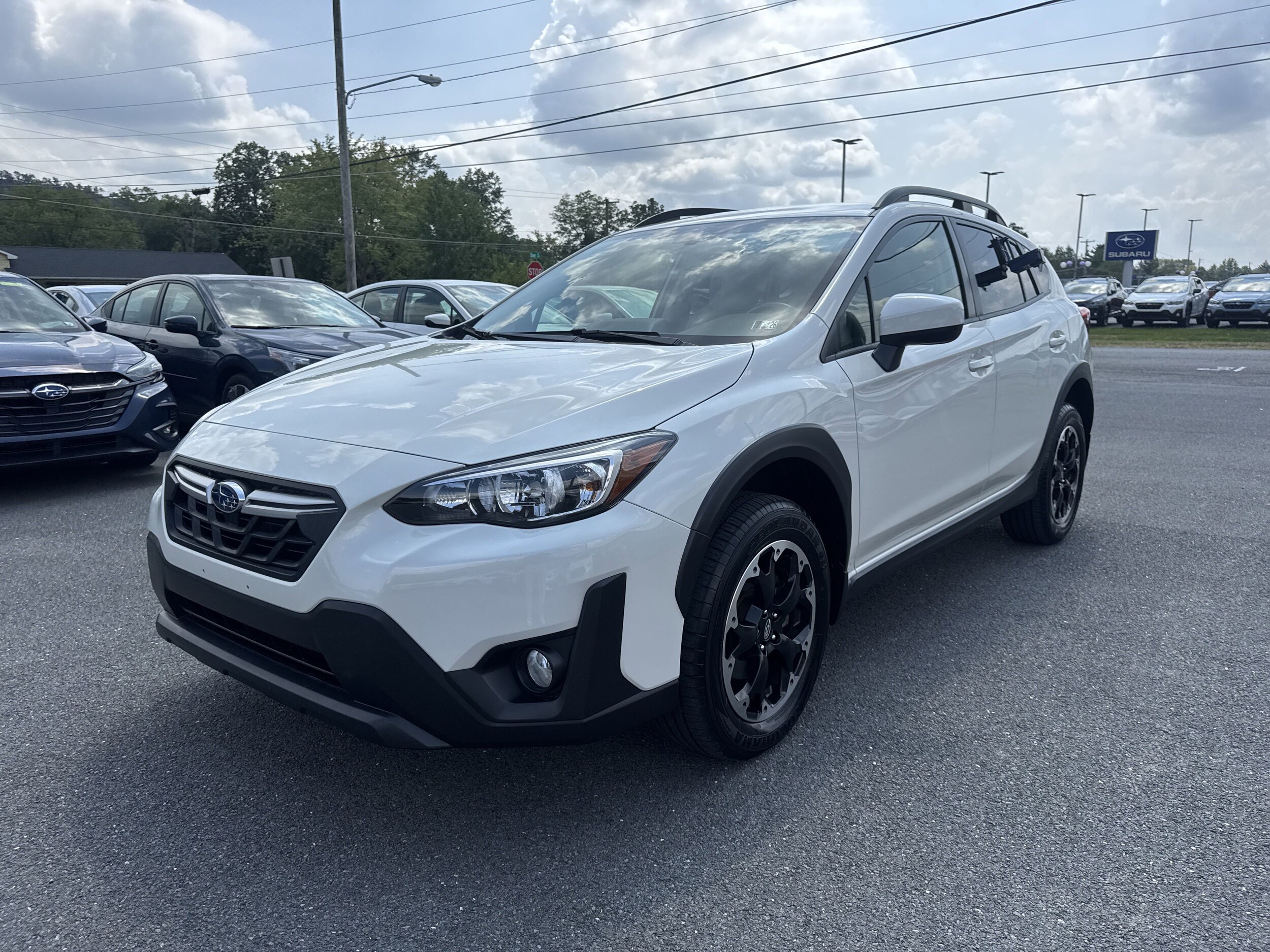 2023 Subaru Crosstrek Premium photo 3