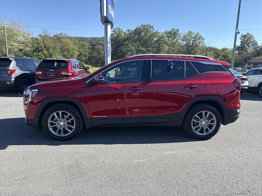 Used 2022 GMC Terrain SLT SUV