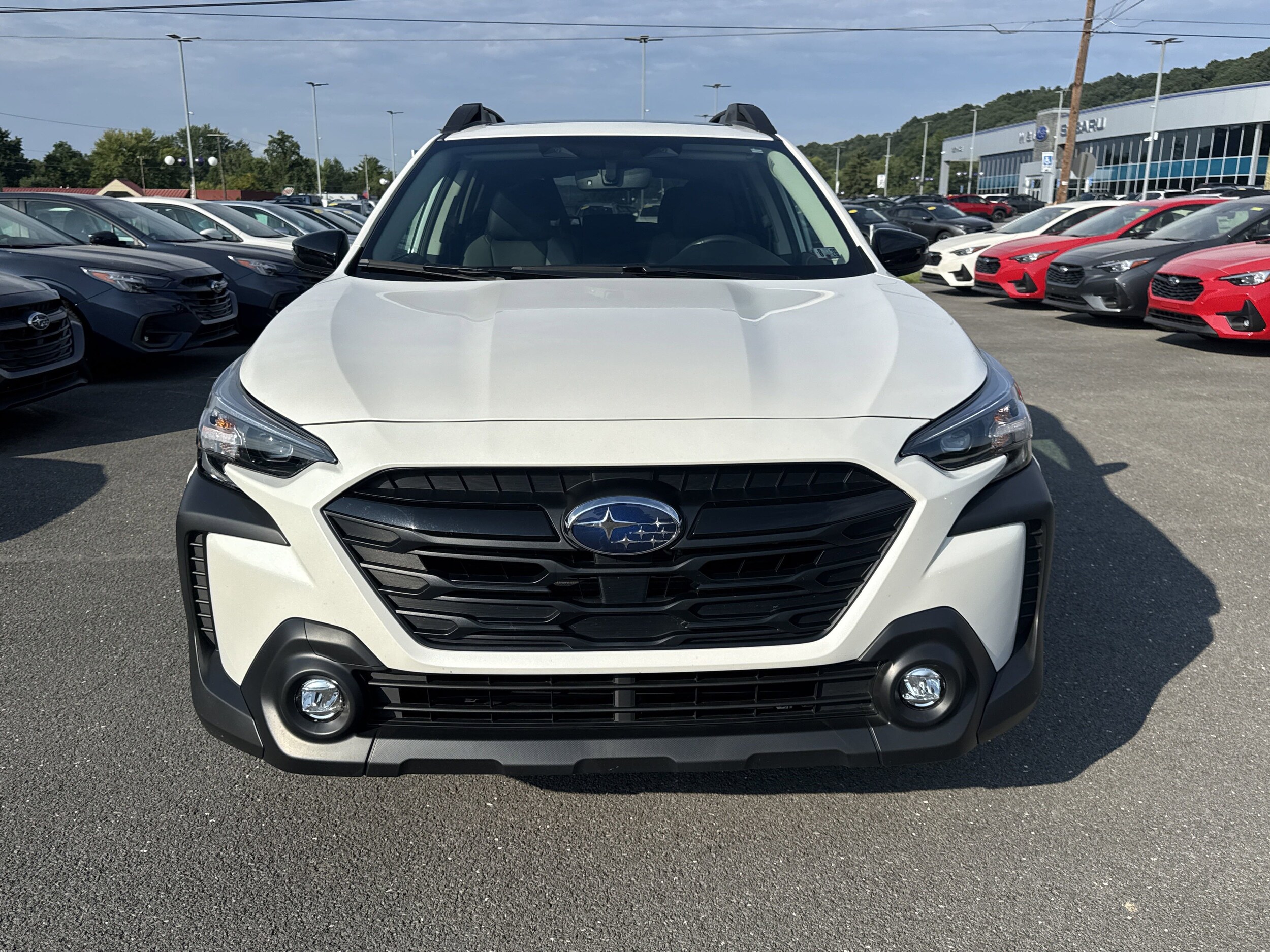 2025 Subaru Outback Onyx Edition photo 2