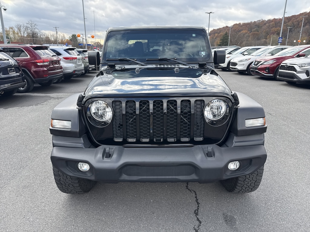 Used 2020 Jeep Gladiator Sport S Truck Crew Cab