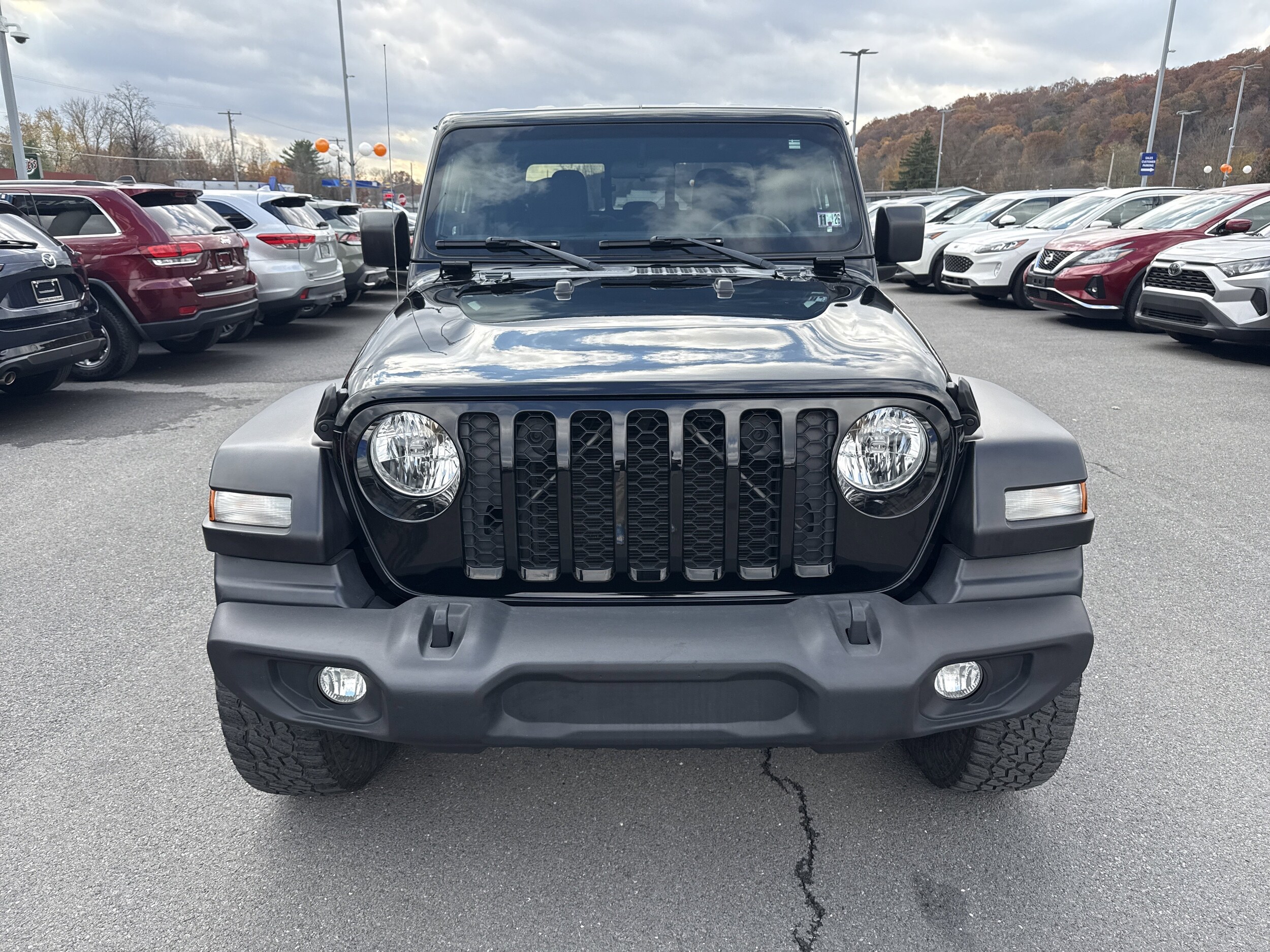 2020 Jeep Gladiator Sport S photo 2