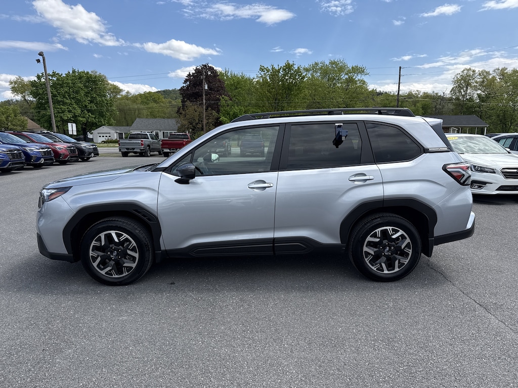 Used 2025 Subaru Forester Premium W BSD/Rcta/PRG SUV