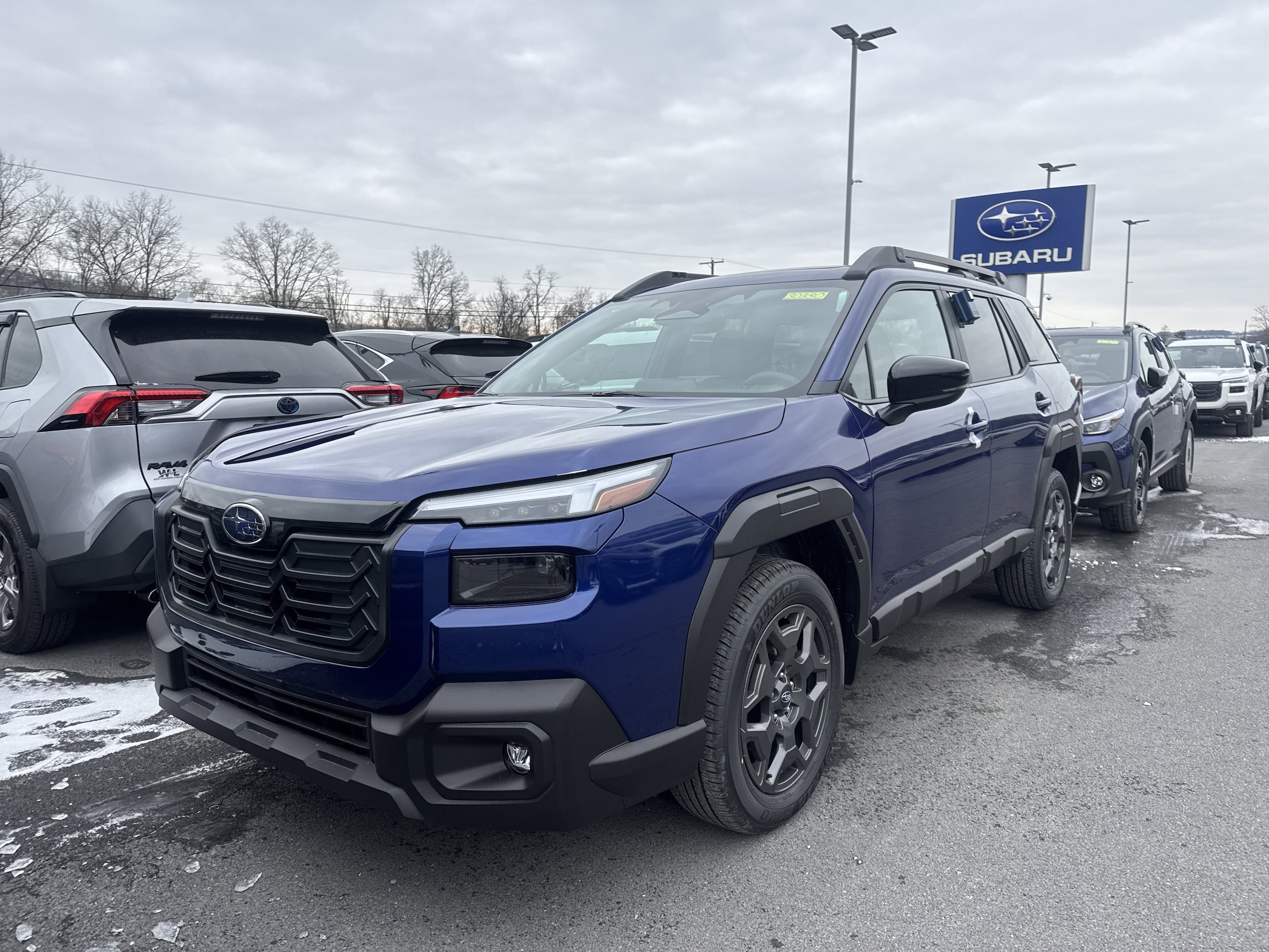 2026 Subaru Outback Premium's photo