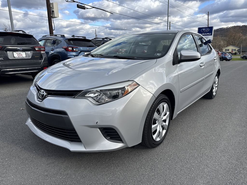 Used 2015 Toyota Corolla LE Sedan