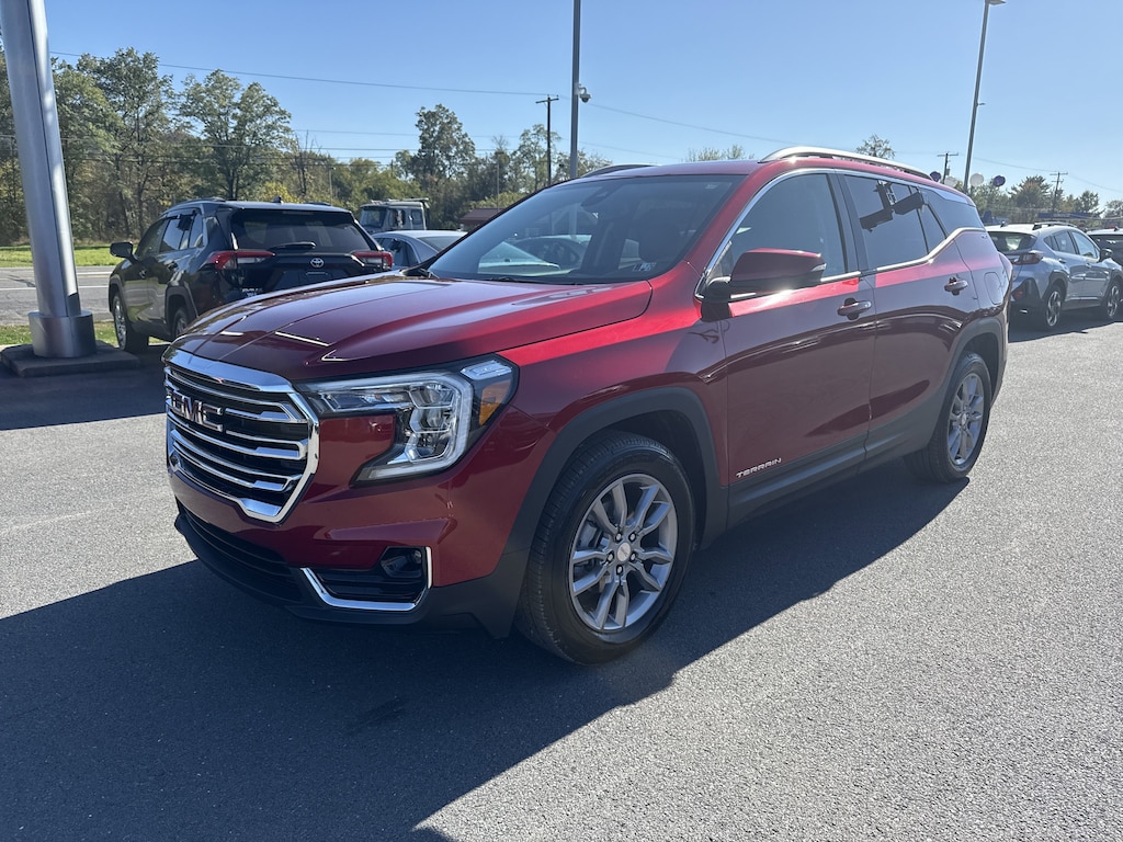 Used 2022 GMC Terrain SLT SUV