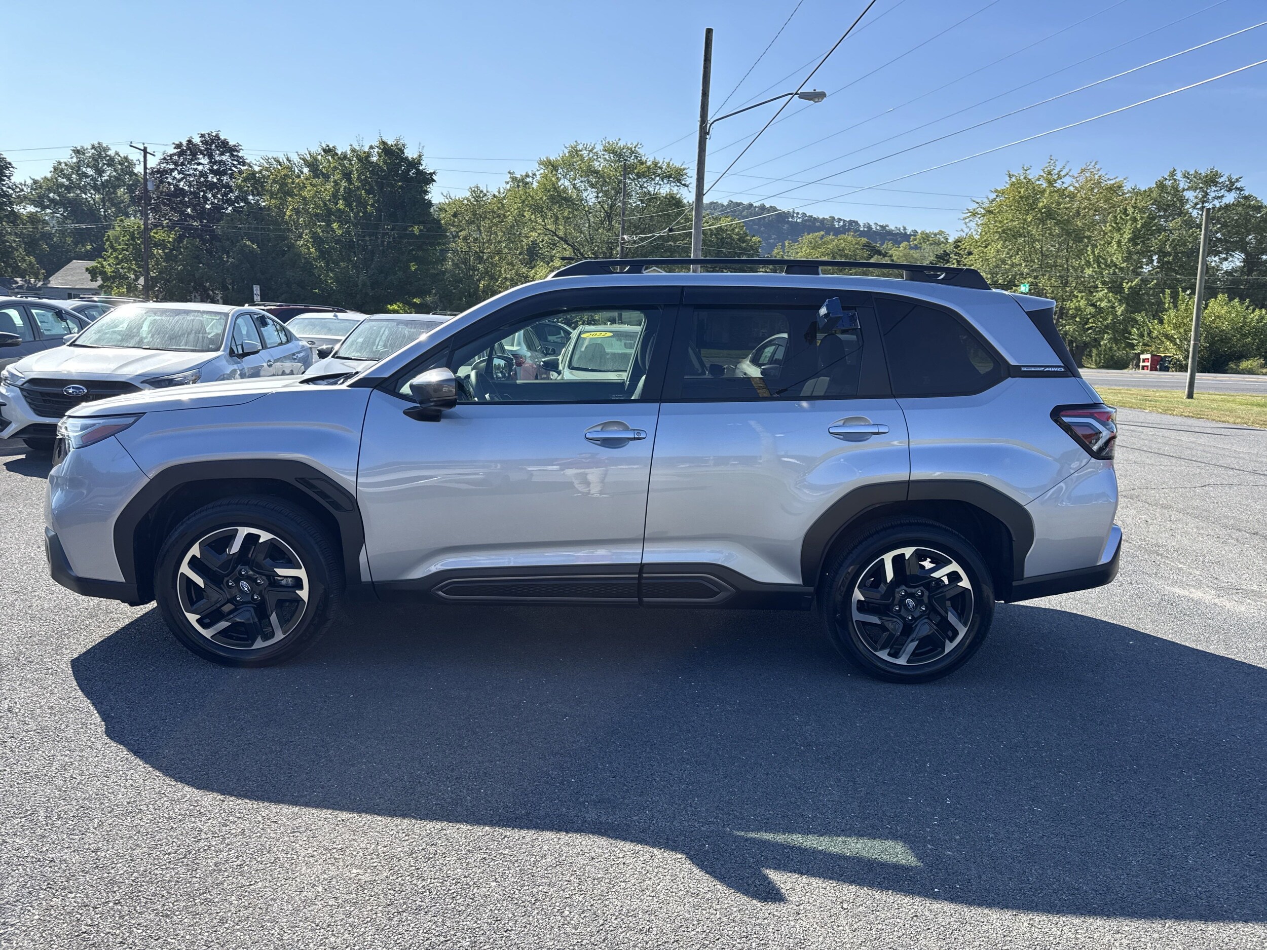 2025 Subaru Forester Limited photo 4