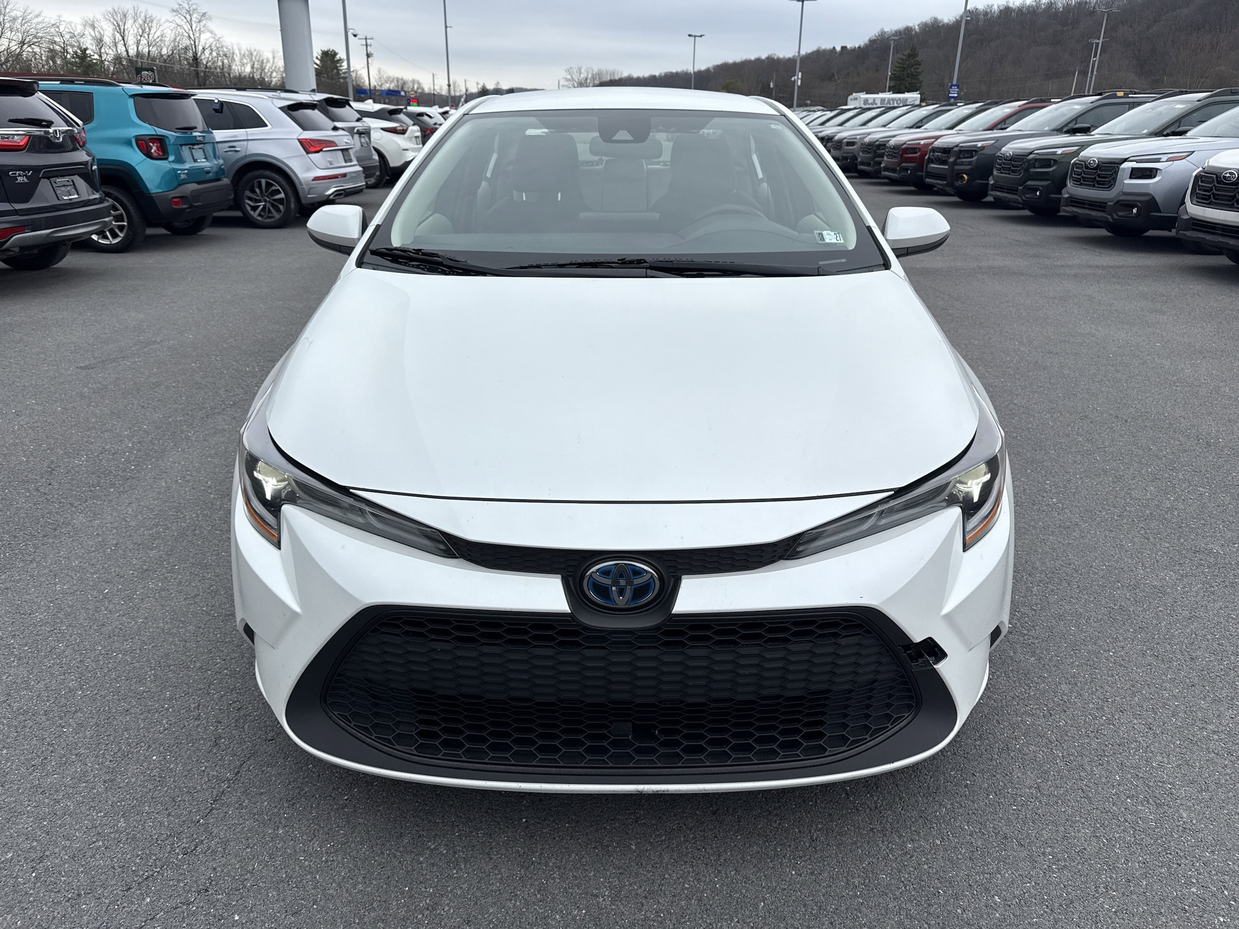 Used 2022 Toyota Corolla LE with VIN JTDEAMDE1NJ050925 for sale in Northumberland, PA