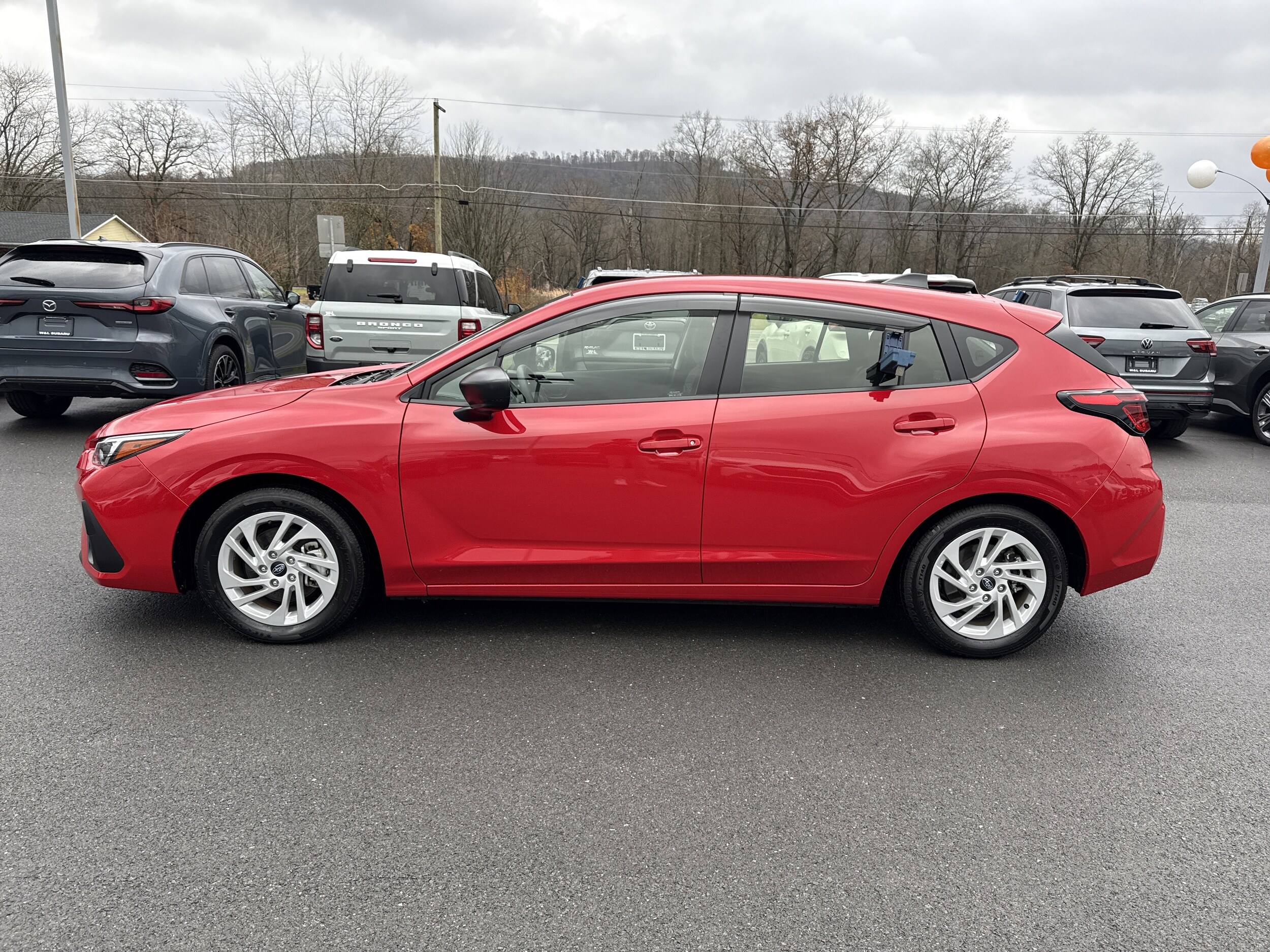 2024 Subaru Impreza Base photo 4