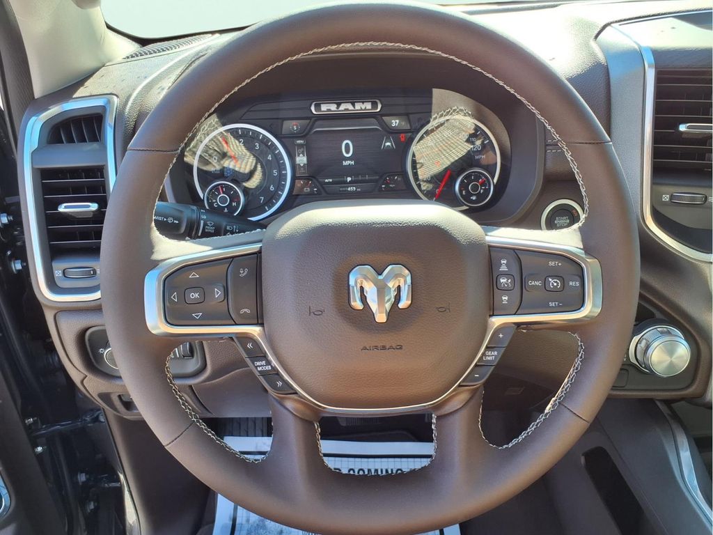 2025 RAM 1500 Laramie - Photo 13