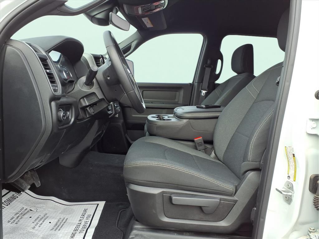 2025 RAM 2500 Tradesman - Photo 11
