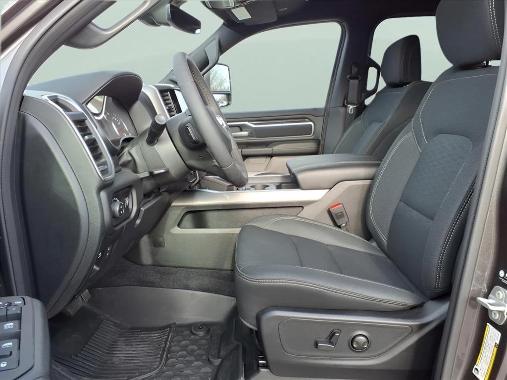 2025 RAM 1500 Big Horn/Lone Star - Photo 12