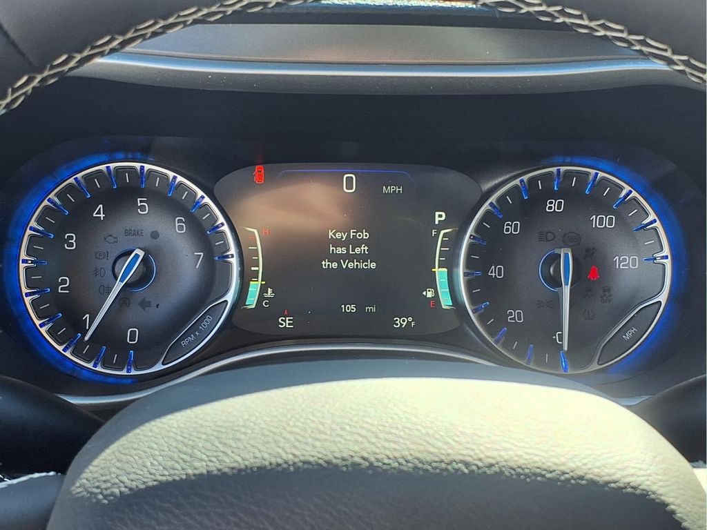 2025 Chrysler Pacifica Select - Photo 12