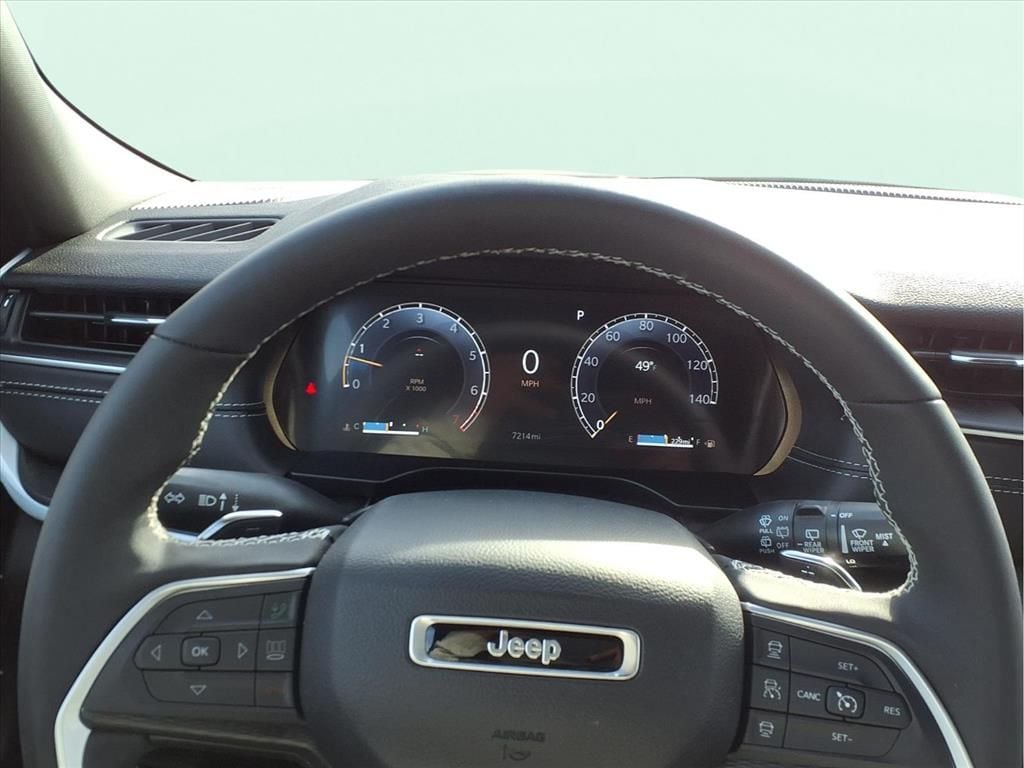 2025 Jeep Grand Cherokee Altitude - Photo 11