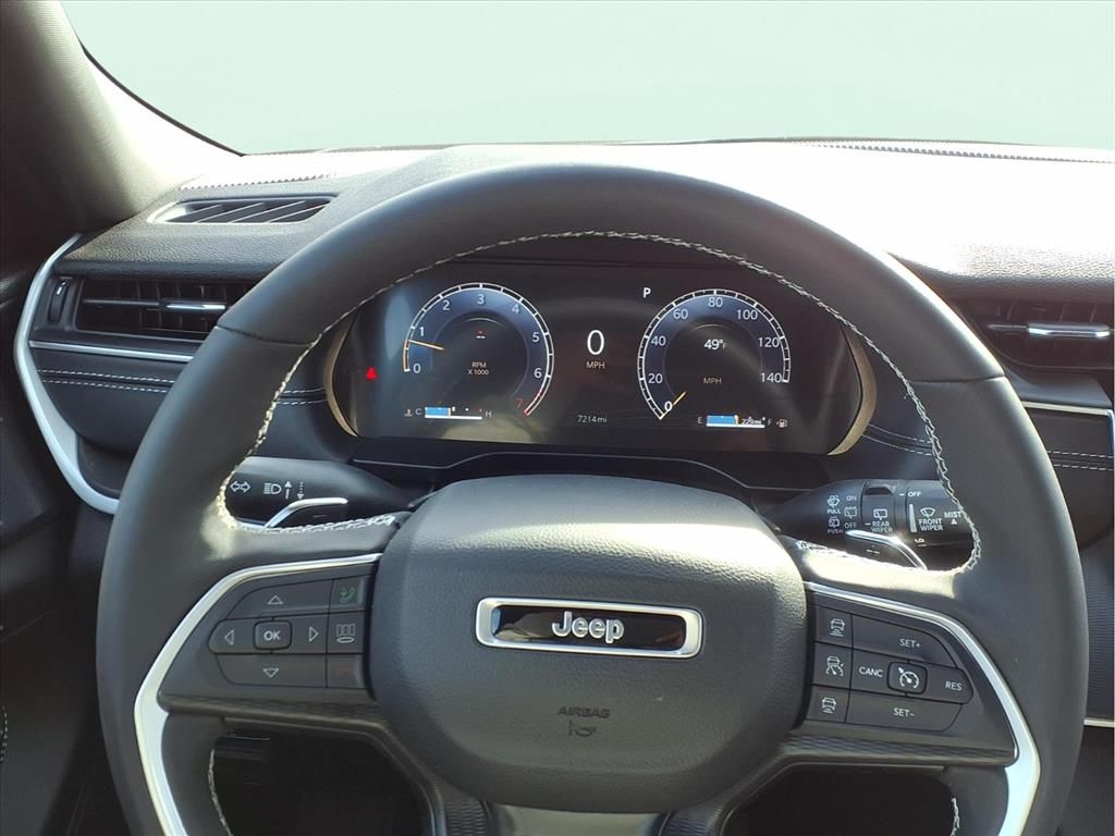 2025 Jeep Grand Cherokee Altitude - Photo 10