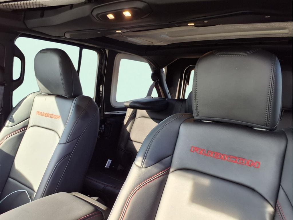 2025 Jeep Wrangler 4-Door Rubicon - Photo 18
