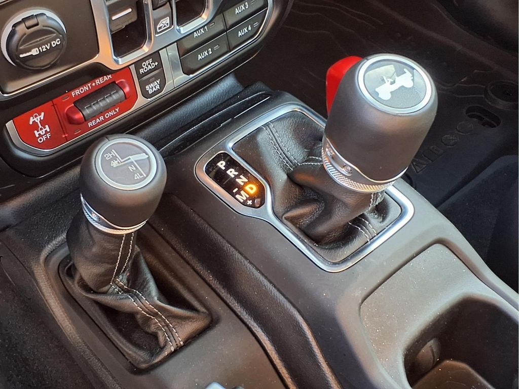 2025 Jeep Wrangler 4-Door Rubicon - Photo 9