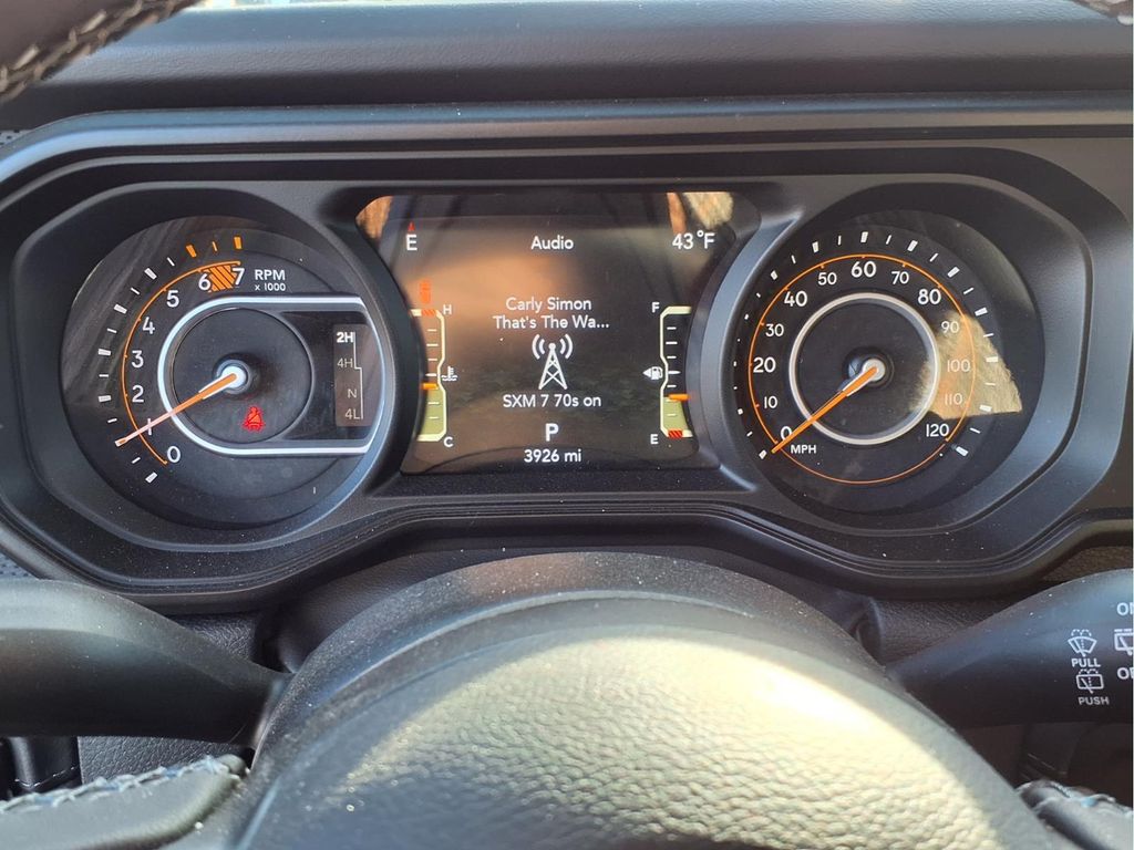 2025 Jeep Wrangler 4-Door Rubicon - Photo 13